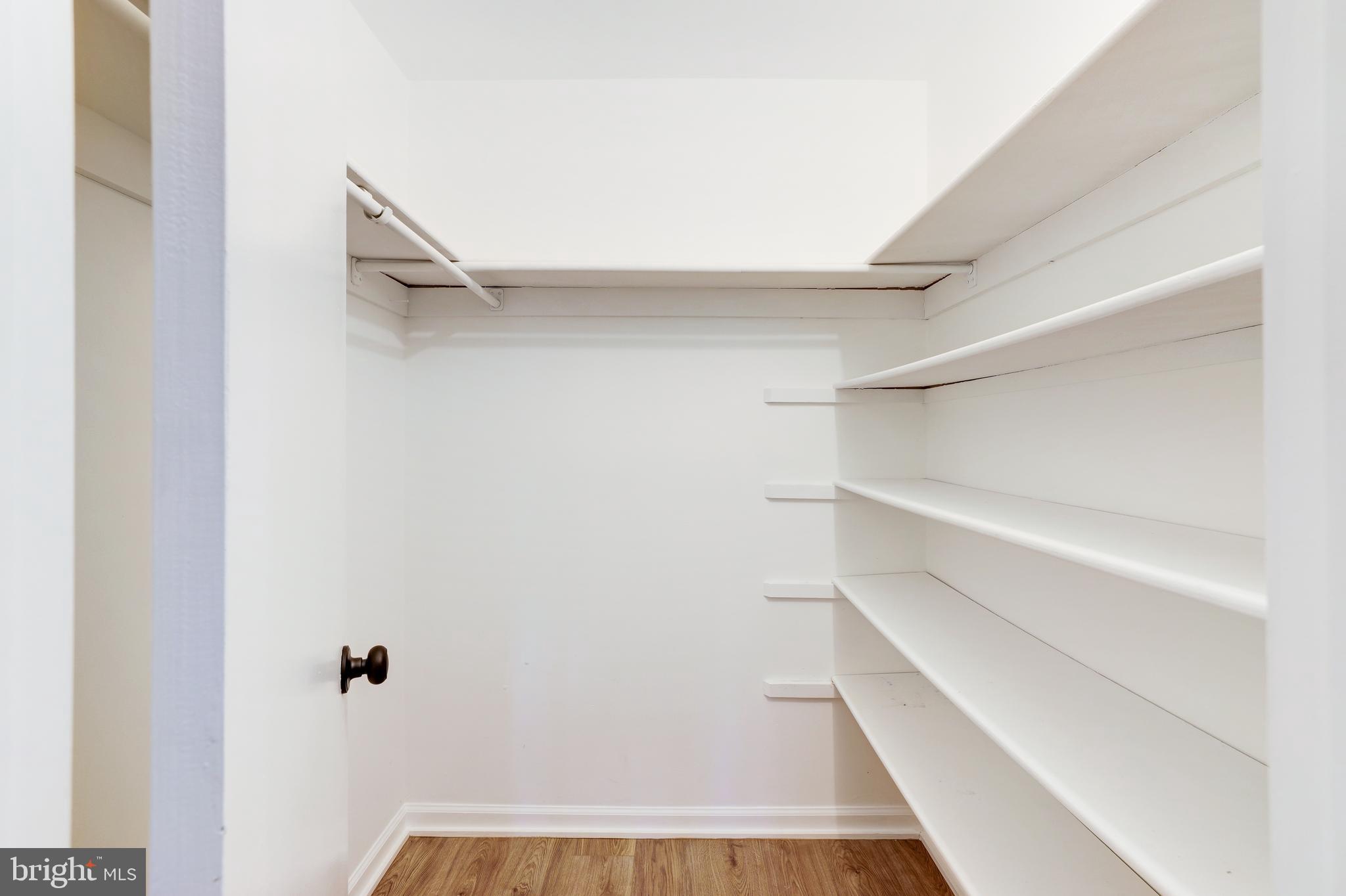 NORTHGATE SQUARE - Residential Lease