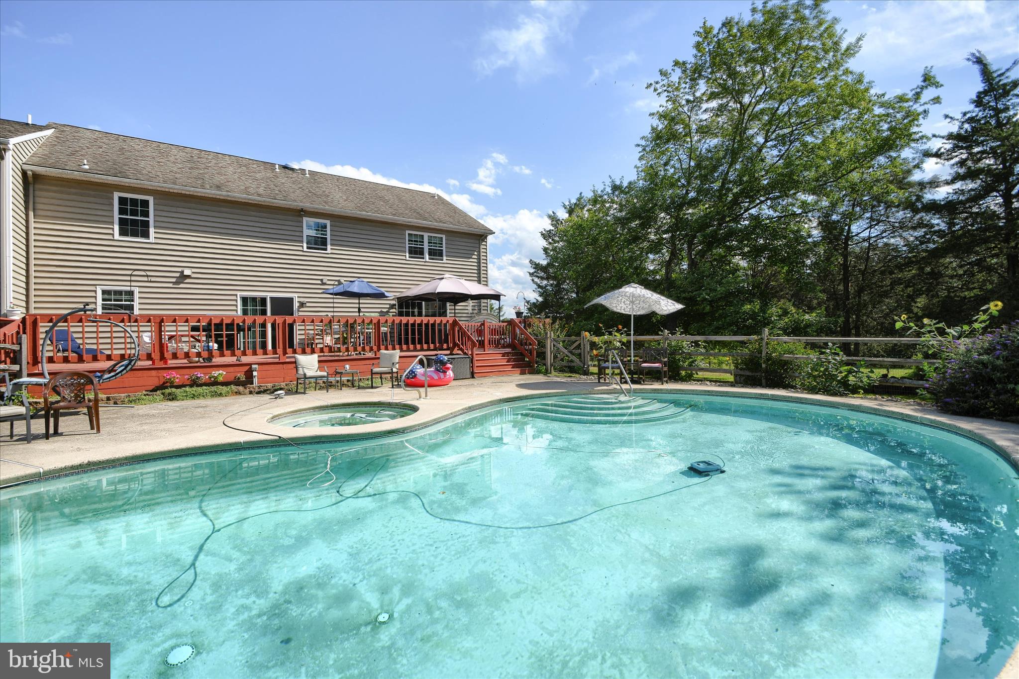 SWEET BRIAR - Residential