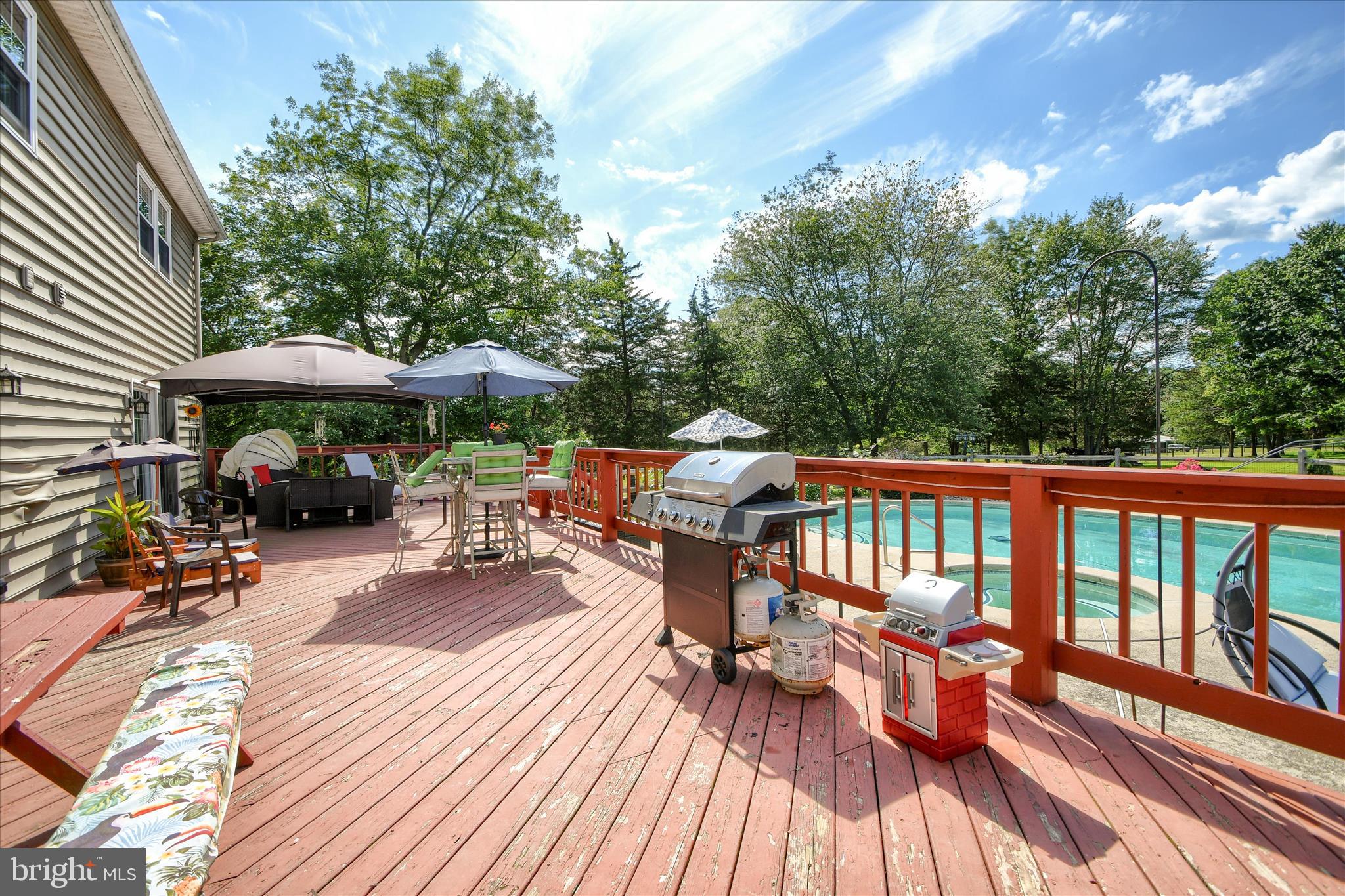 SWEET BRIAR - Residential