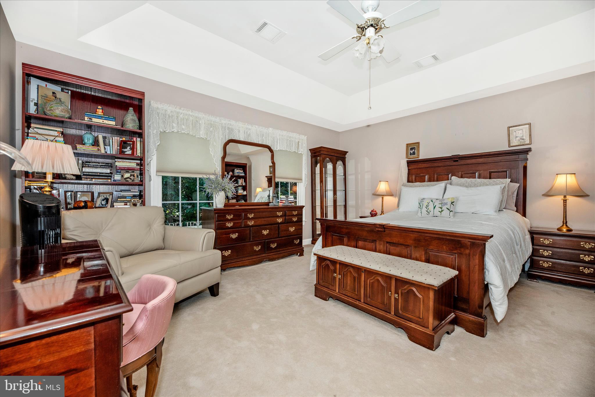 WINDSOR KNOLLS - Residential
