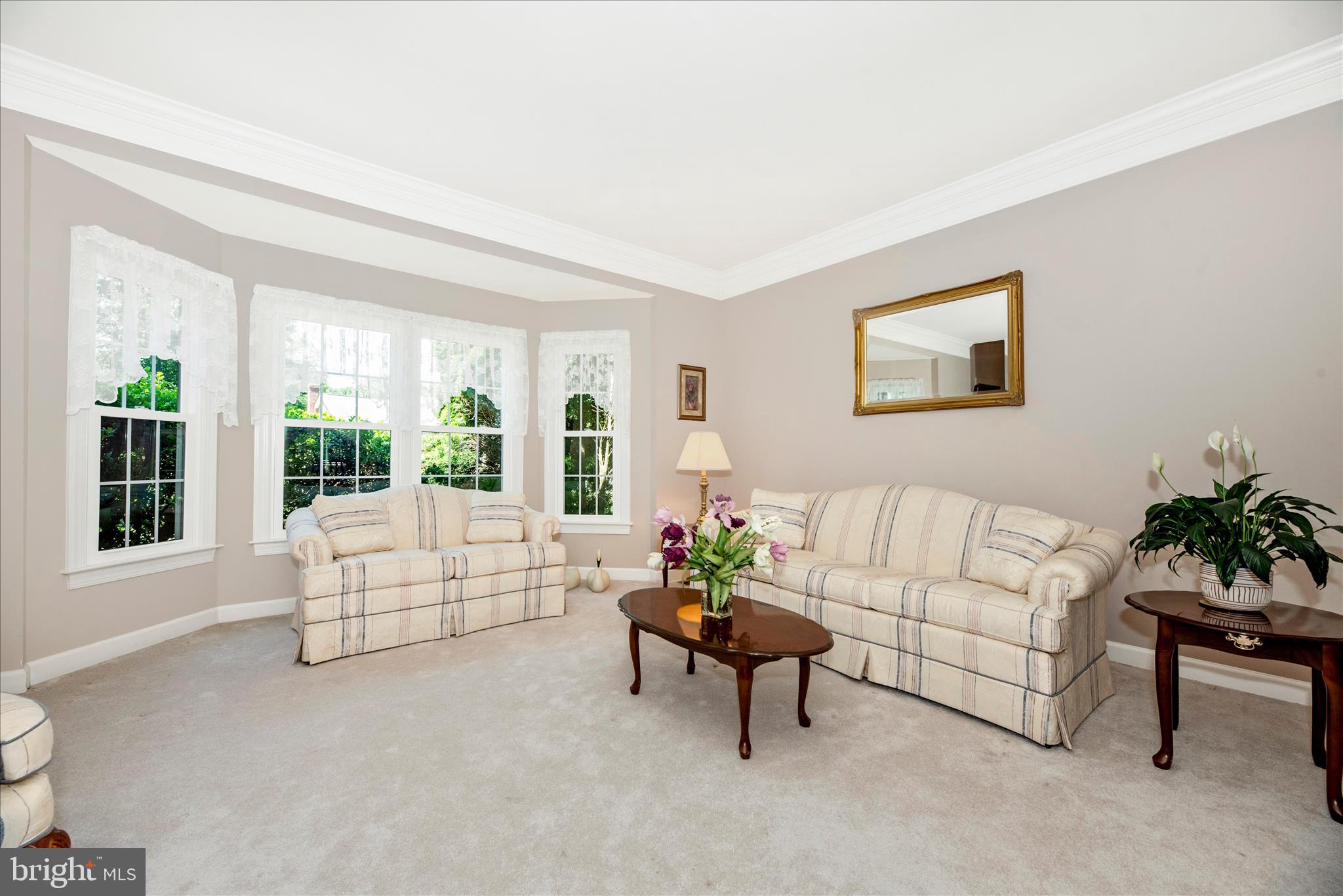 WINDSOR KNOLLS - Residential