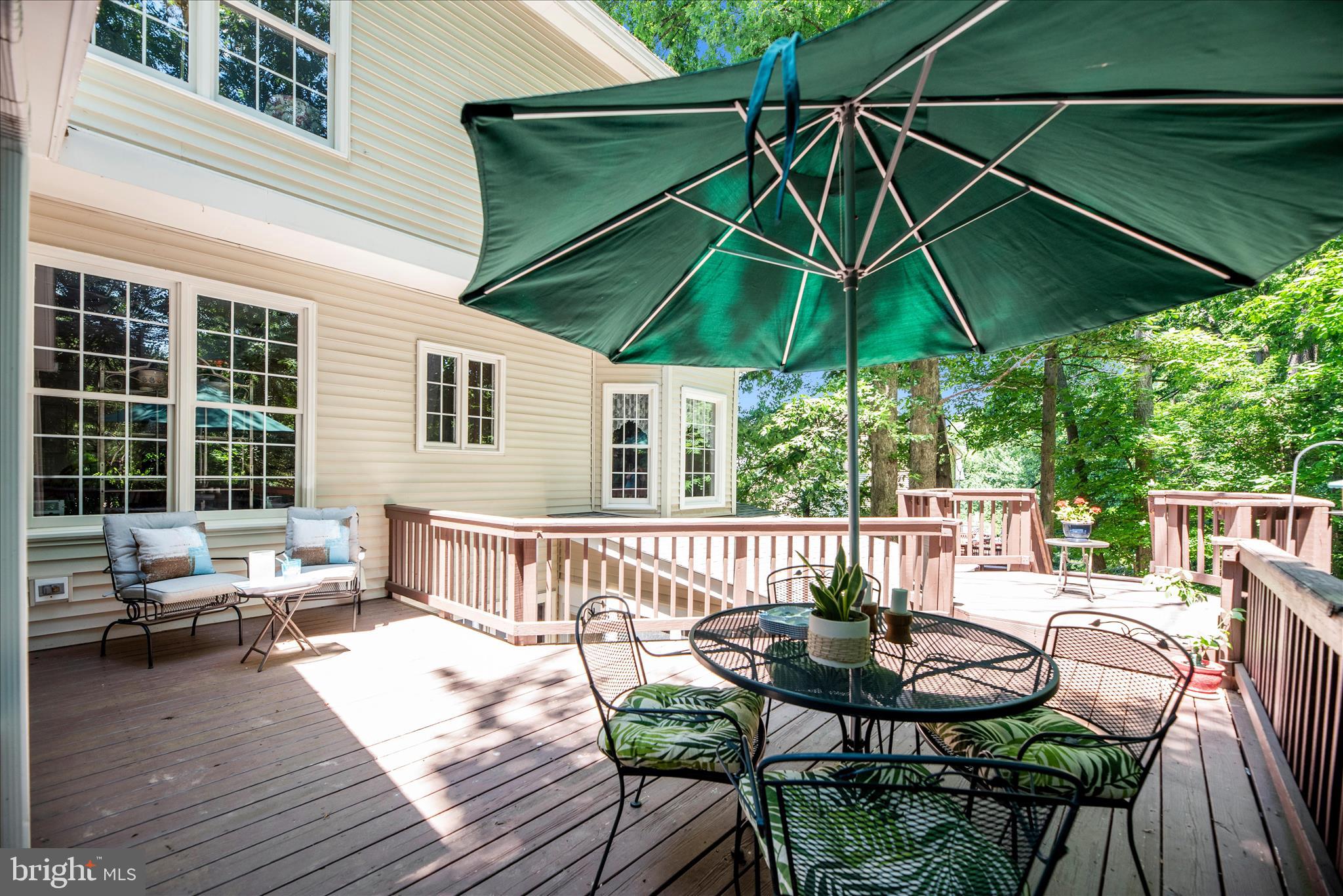 WINDSOR KNOLLS - Residential
