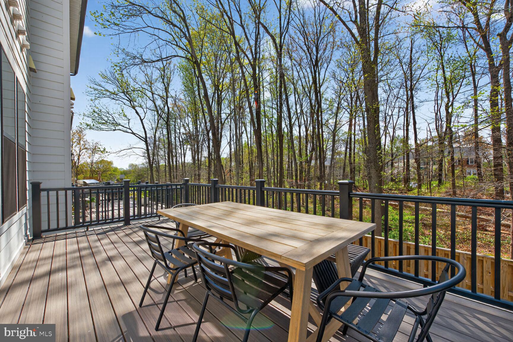 SULLY STATION II - Residential