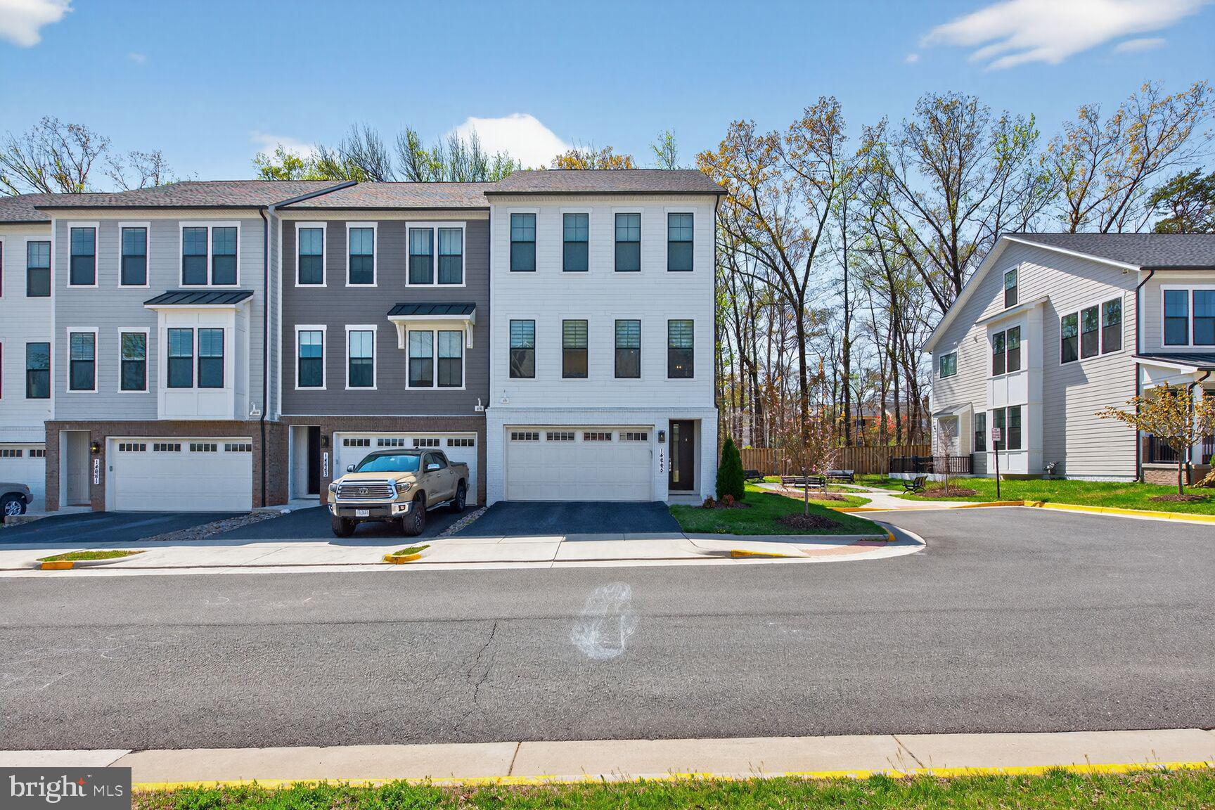 SULLY STATION II - Residential
