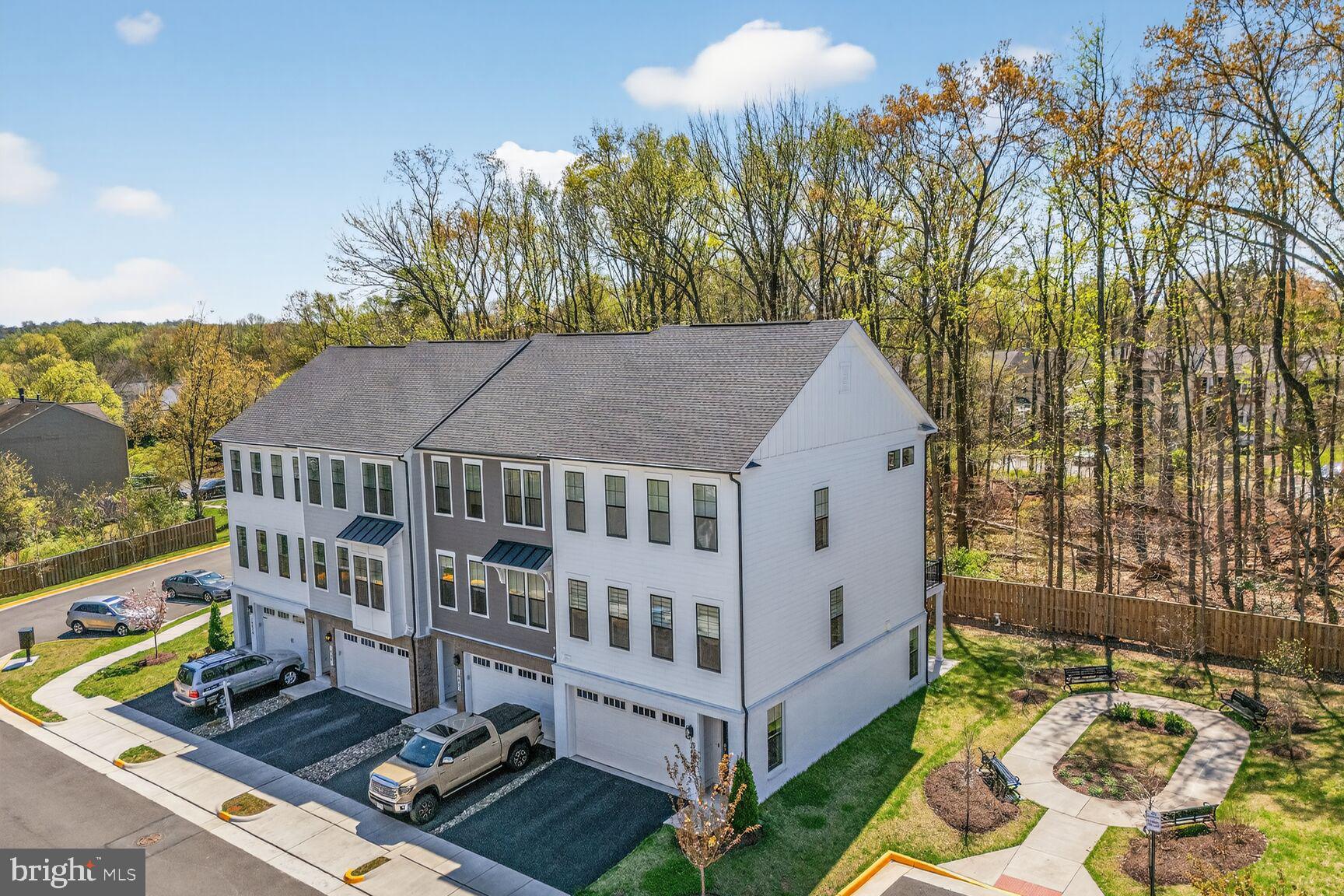SULLY STATION II - Residential