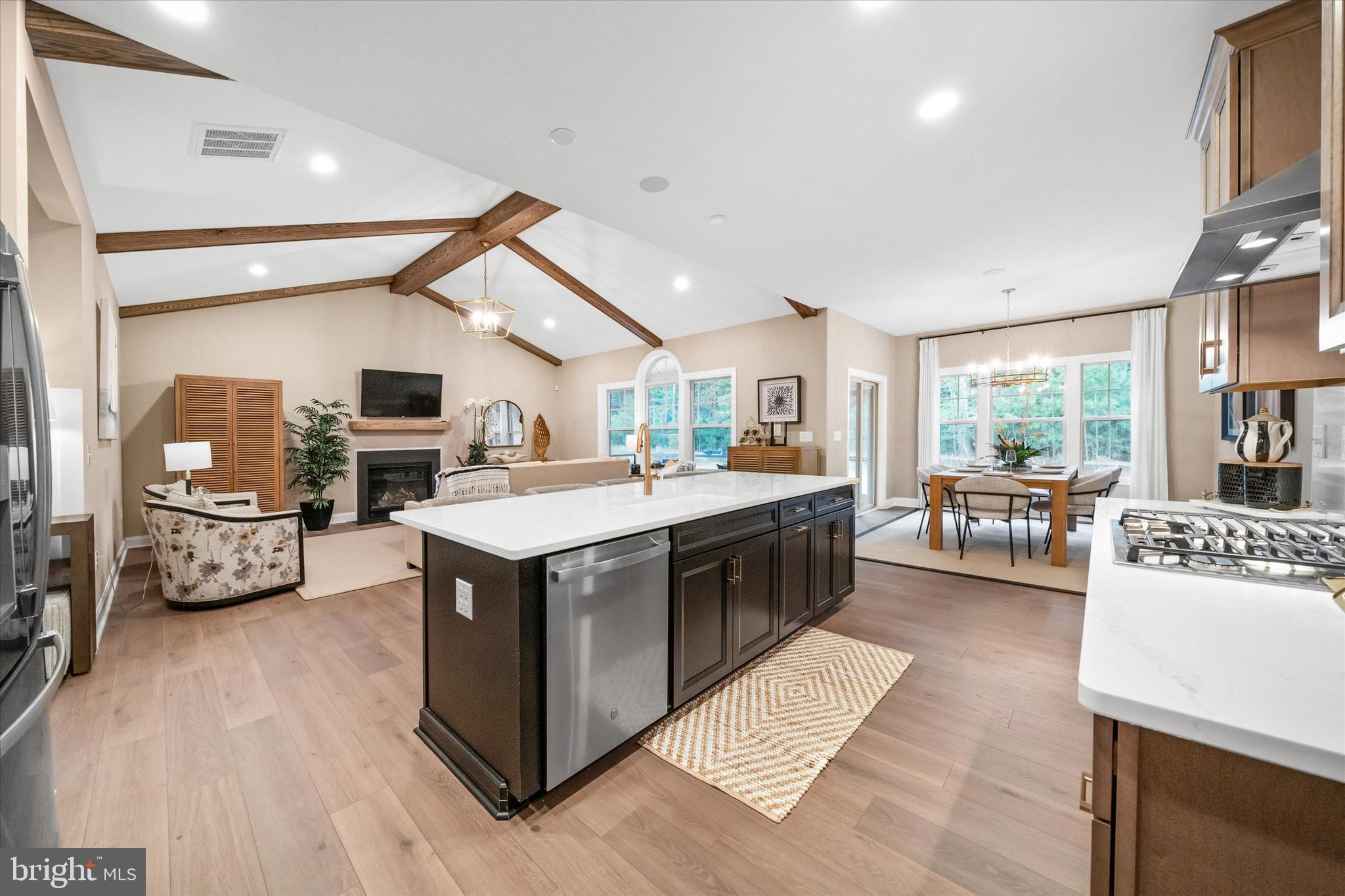 THE VINES OF SANDHILL - Residential