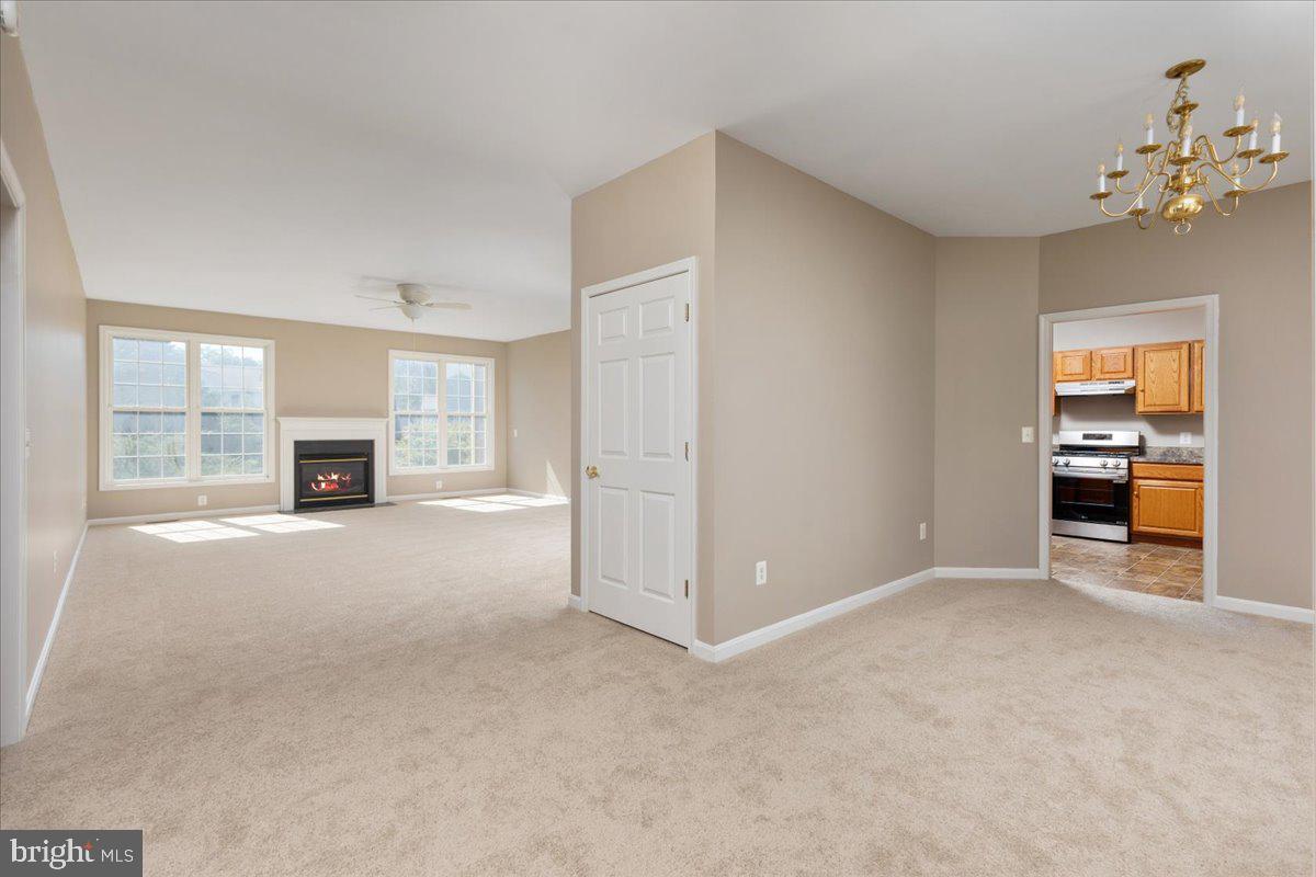 REDWOOD LAKES - Residential