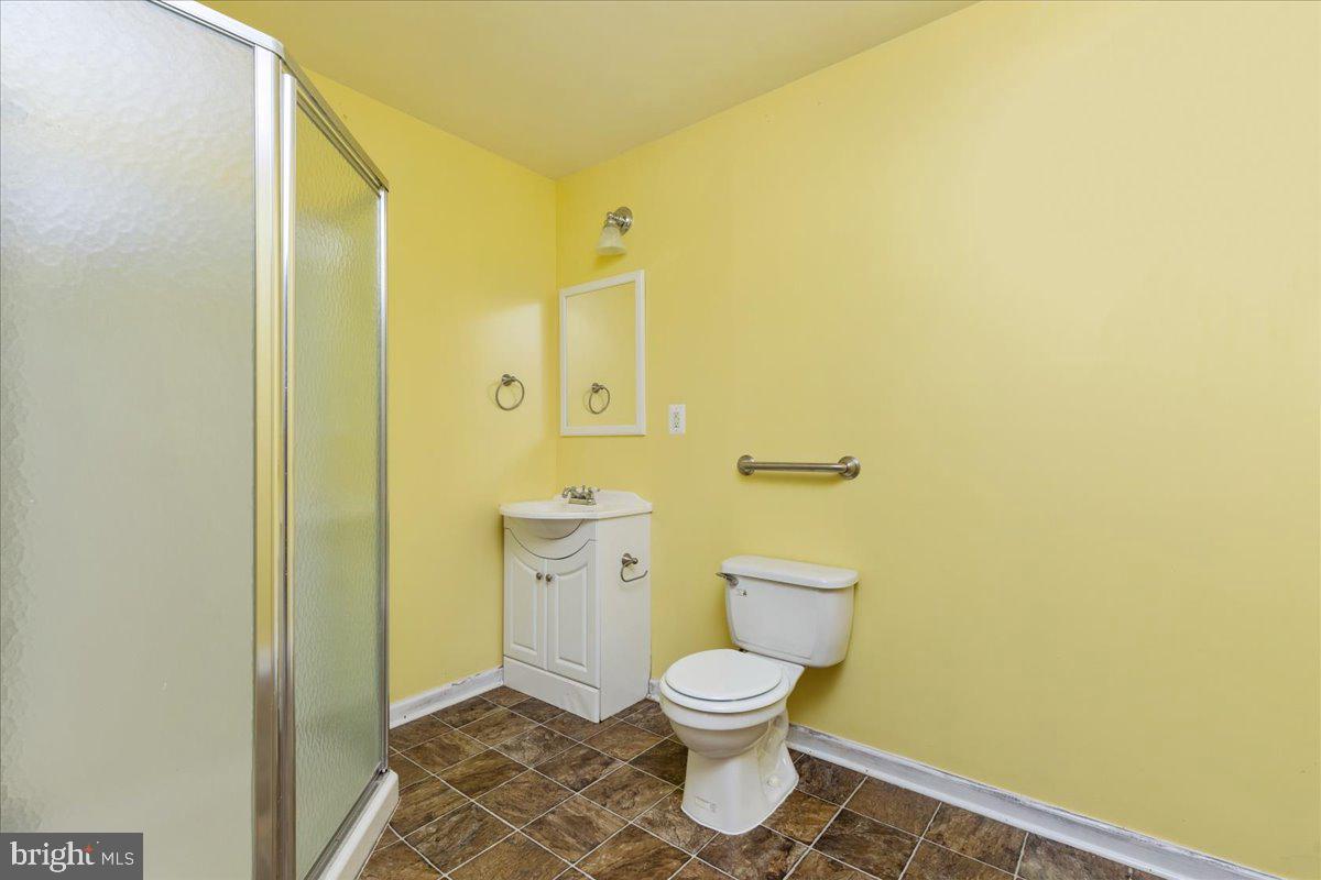REDWOOD LAKES - Residential