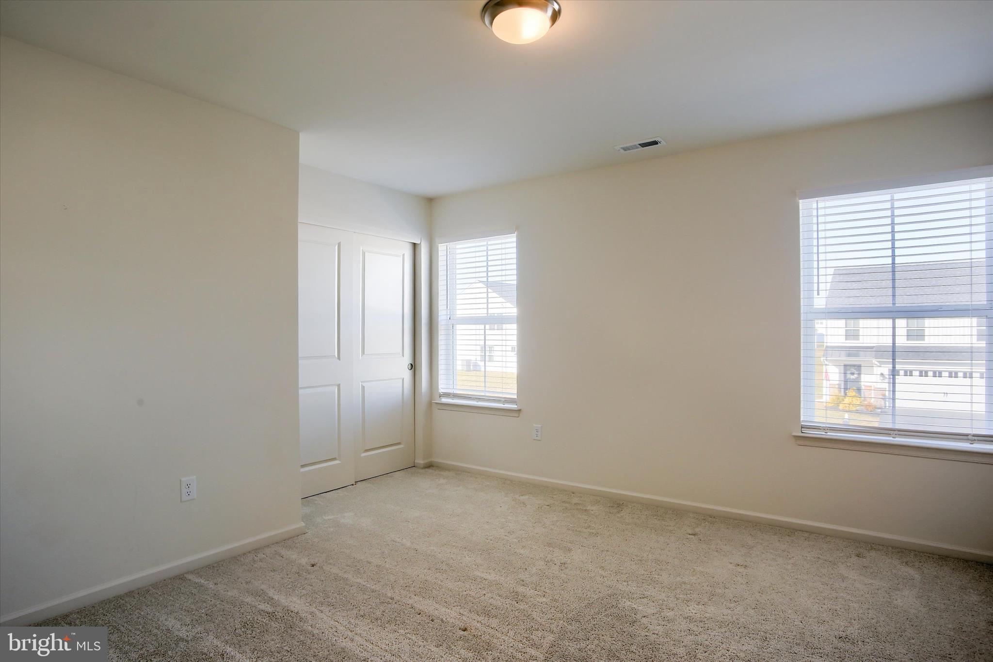 DICKINSON PLACE - Residential