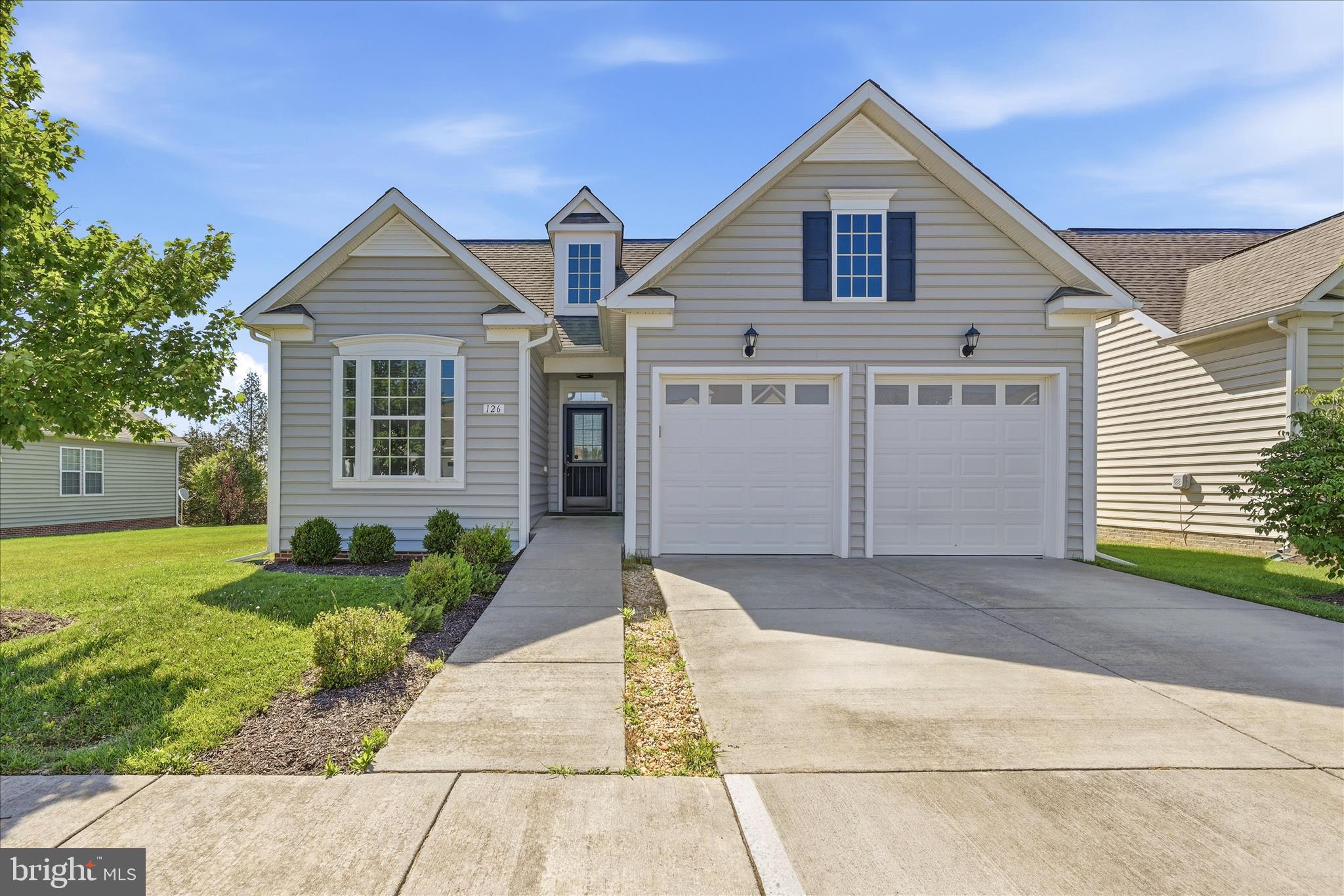 CEDAR MEADOWS - Residential