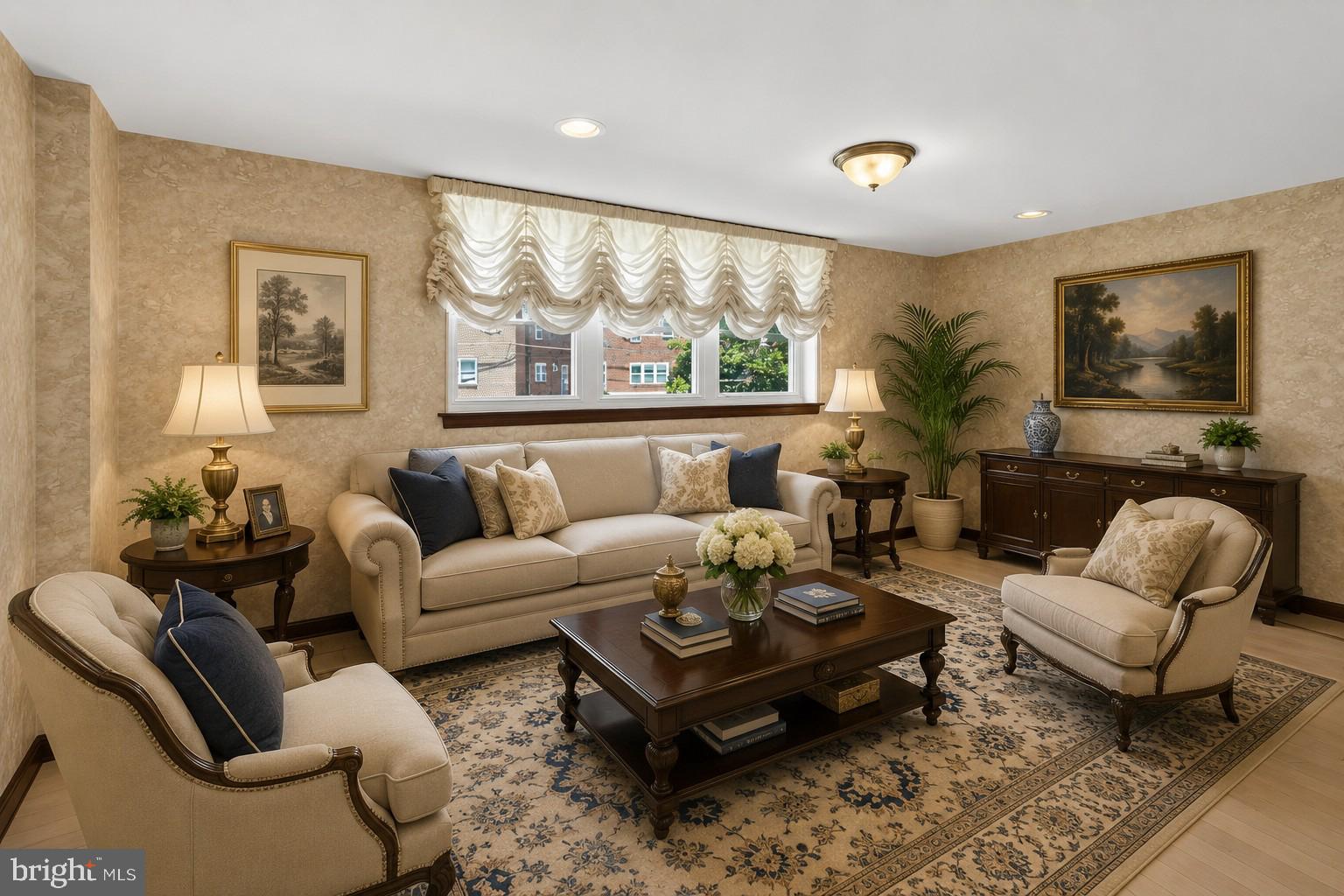 SOMERTON - Residential