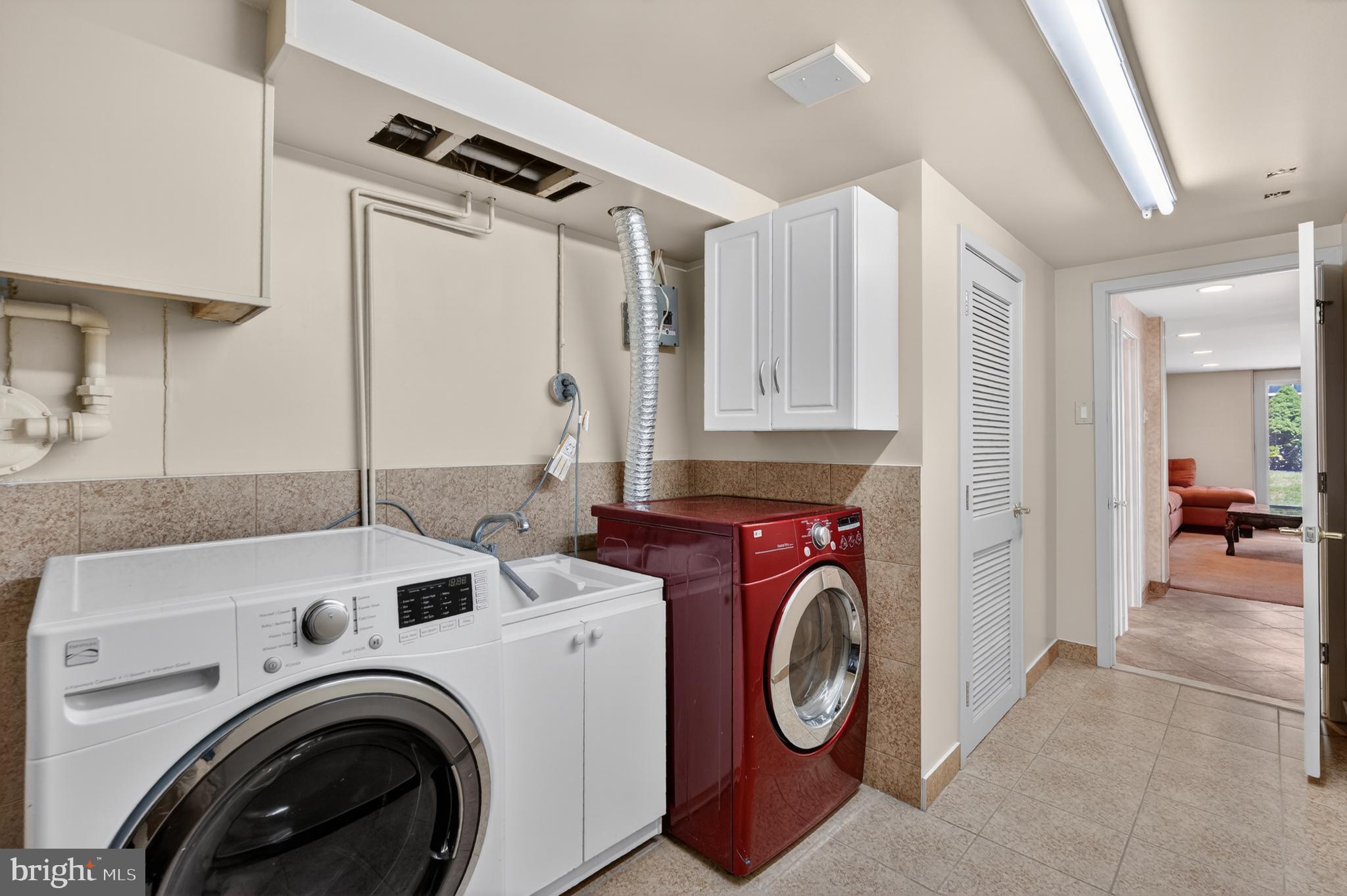 SOMERTON - Residential