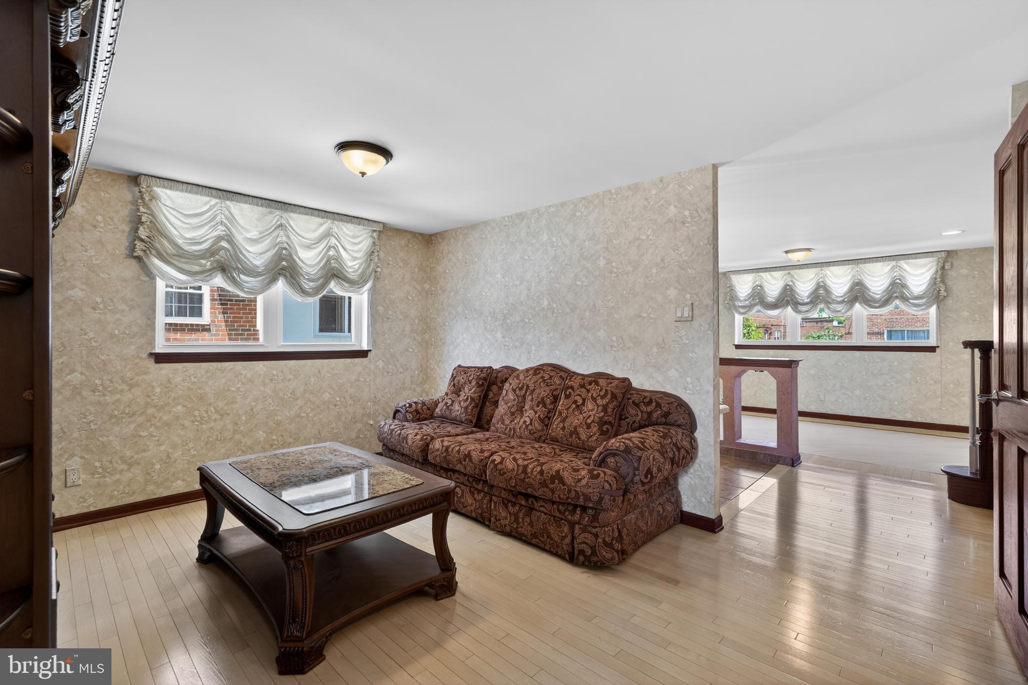 SOMERTON - Residential