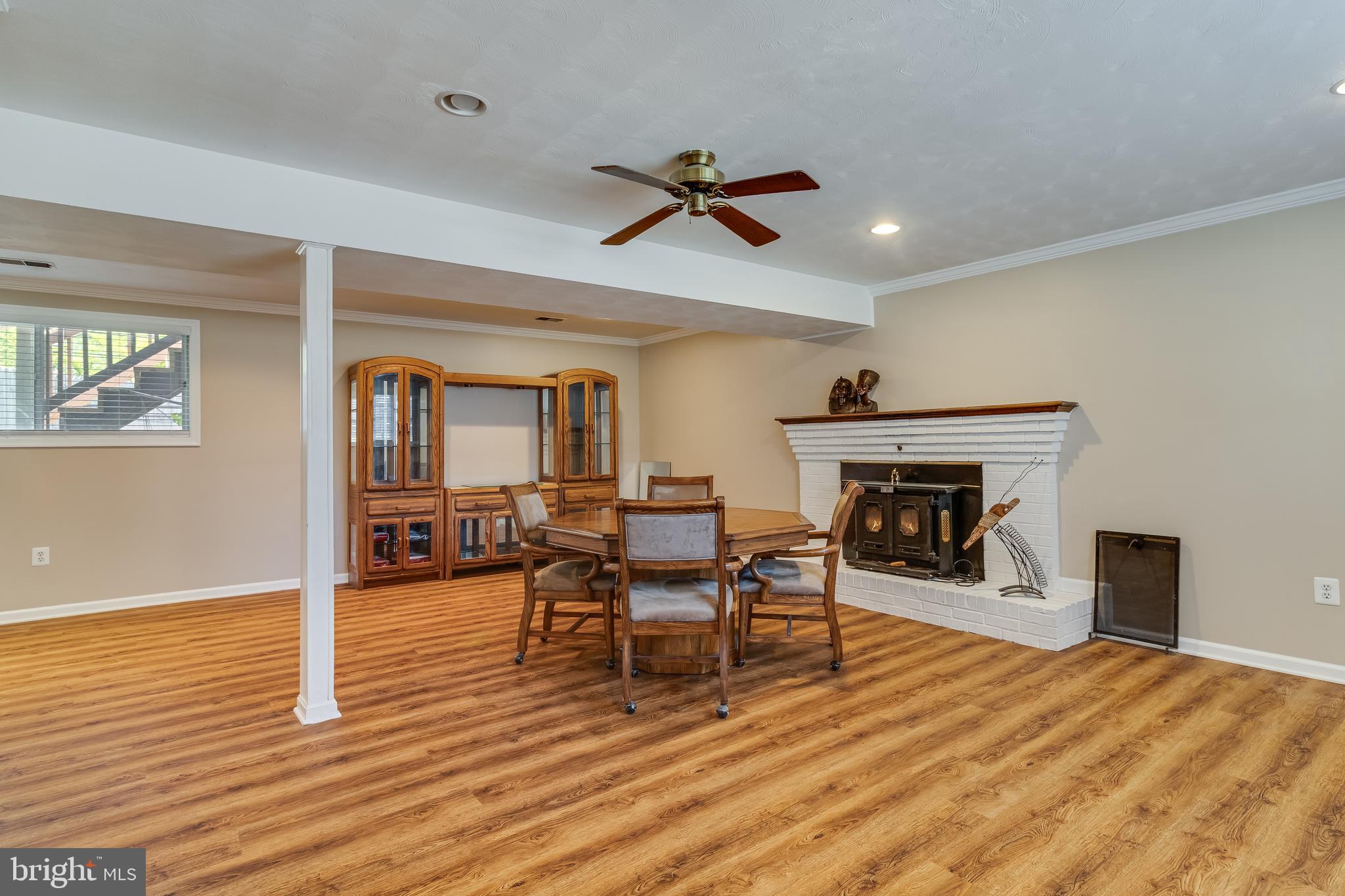 WARBURTON MANOR - Residential
