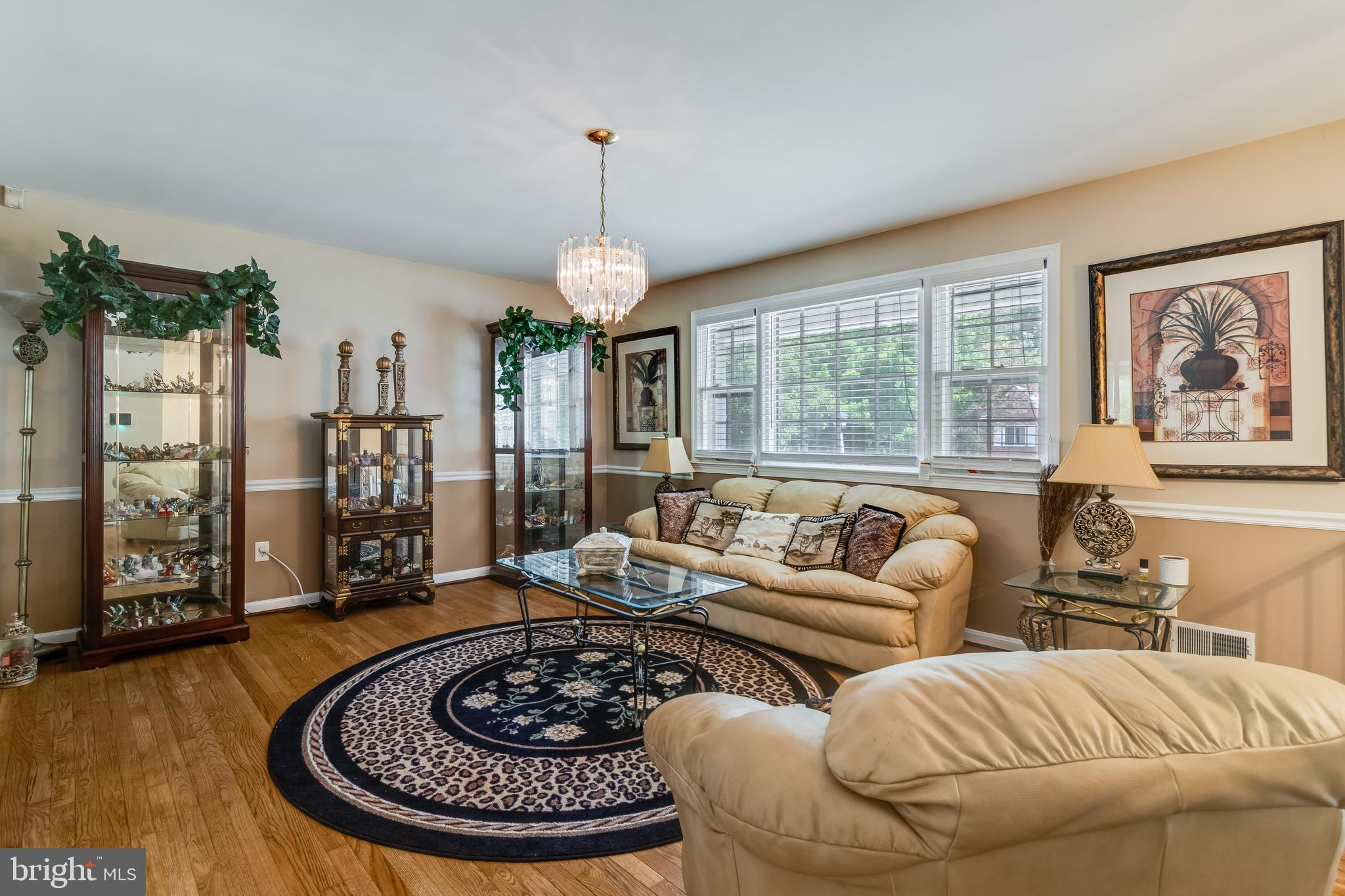 WARBURTON MANOR - Residential
