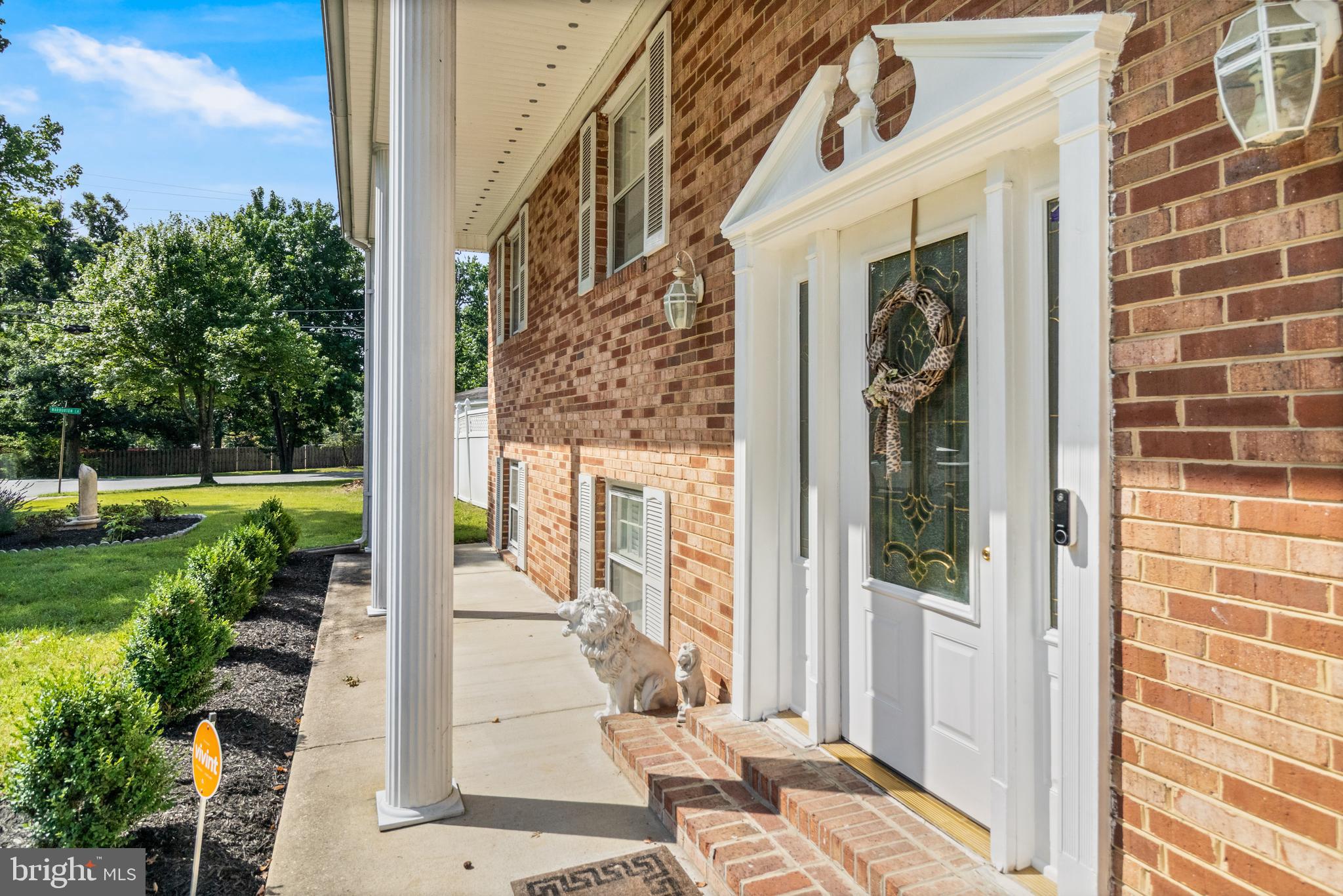 WARBURTON MANOR - Residential