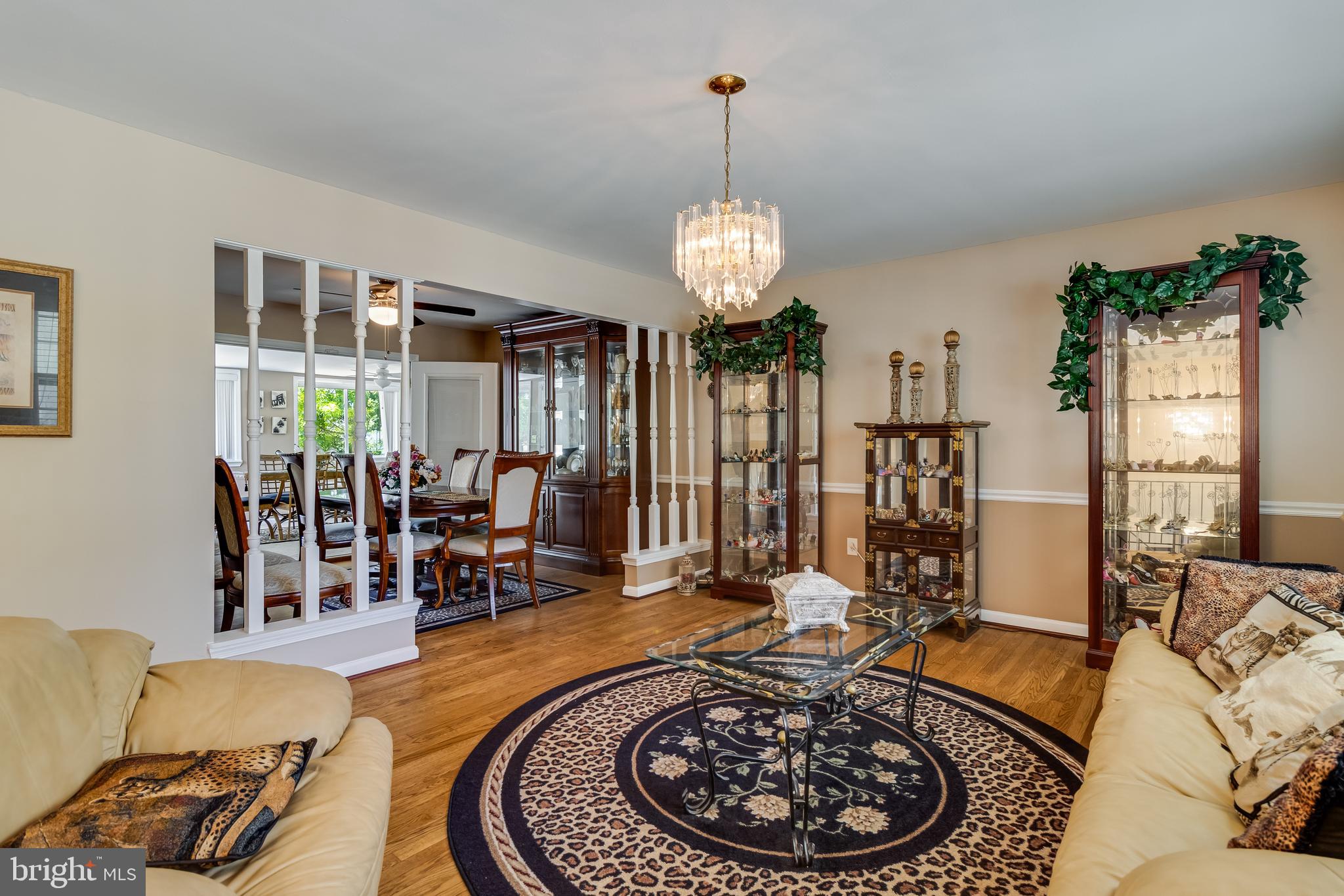 WARBURTON MANOR - Residential
