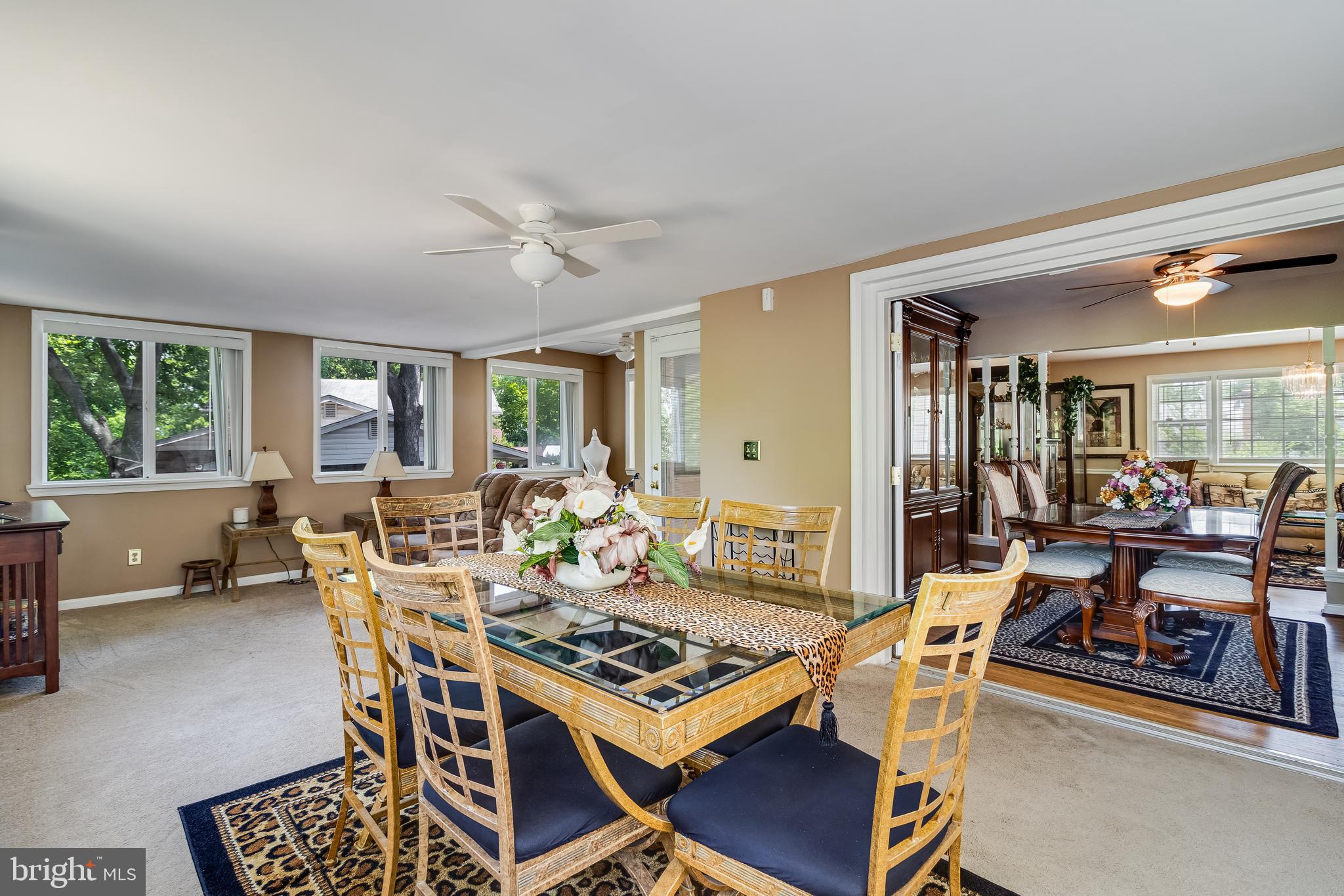 WARBURTON MANOR - Residential