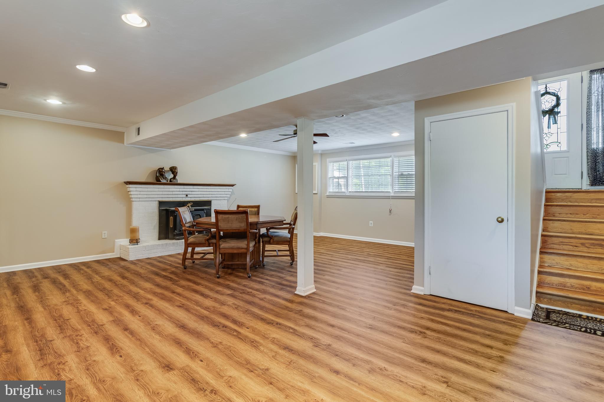WARBURTON MANOR - Residential