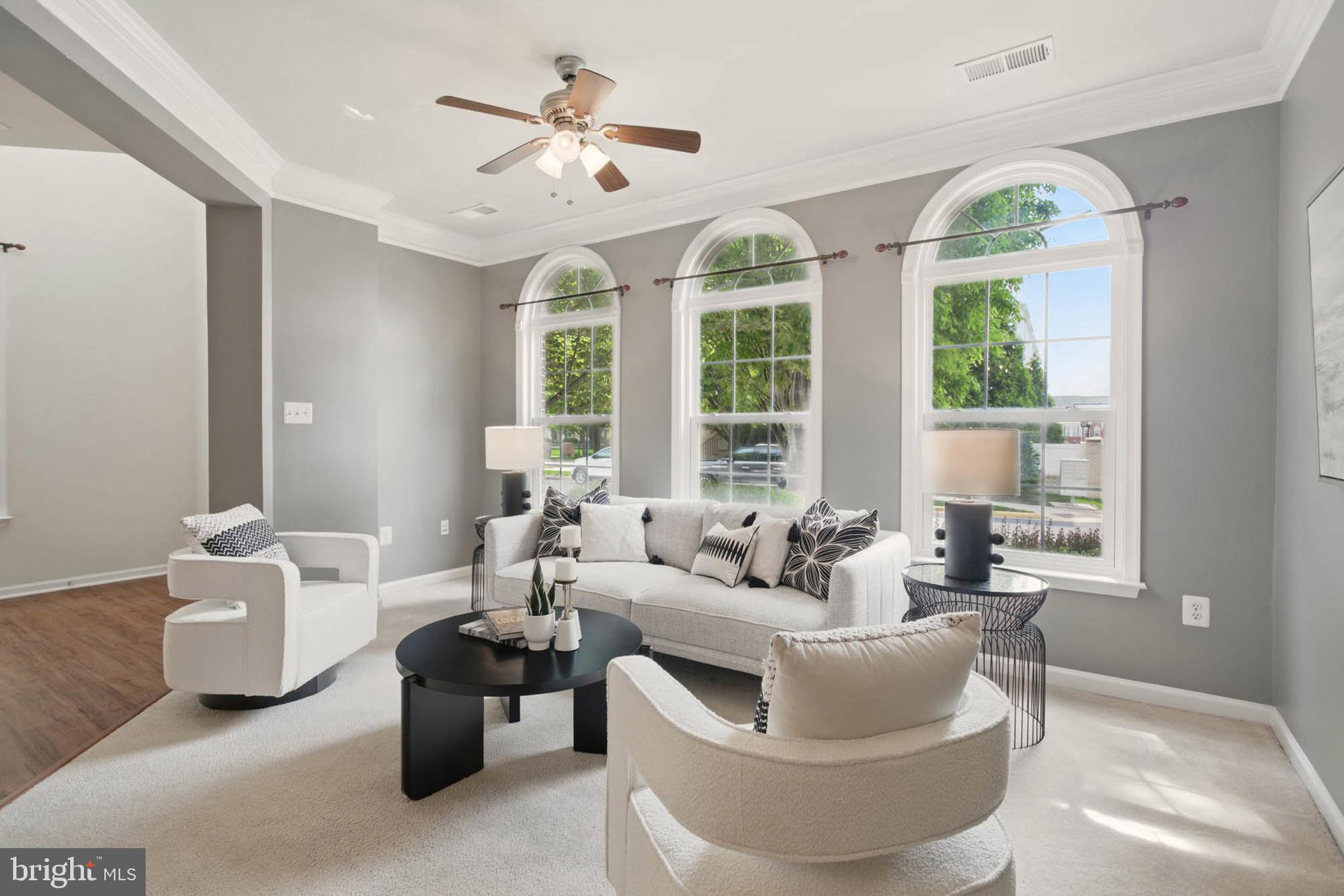 LANSDOWNE TOWN CENTER - Residential