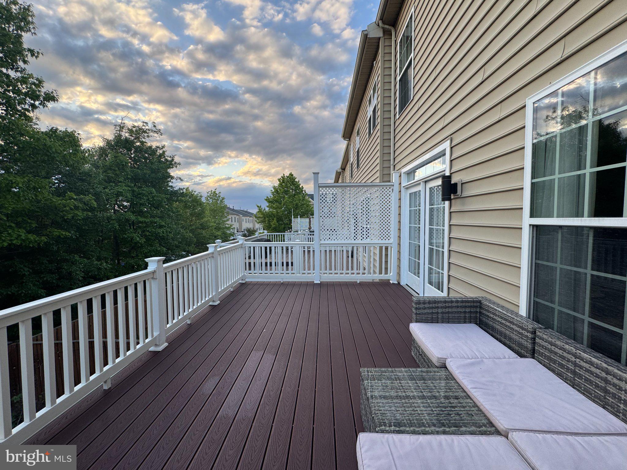BRADDOCK CORNER - Residential