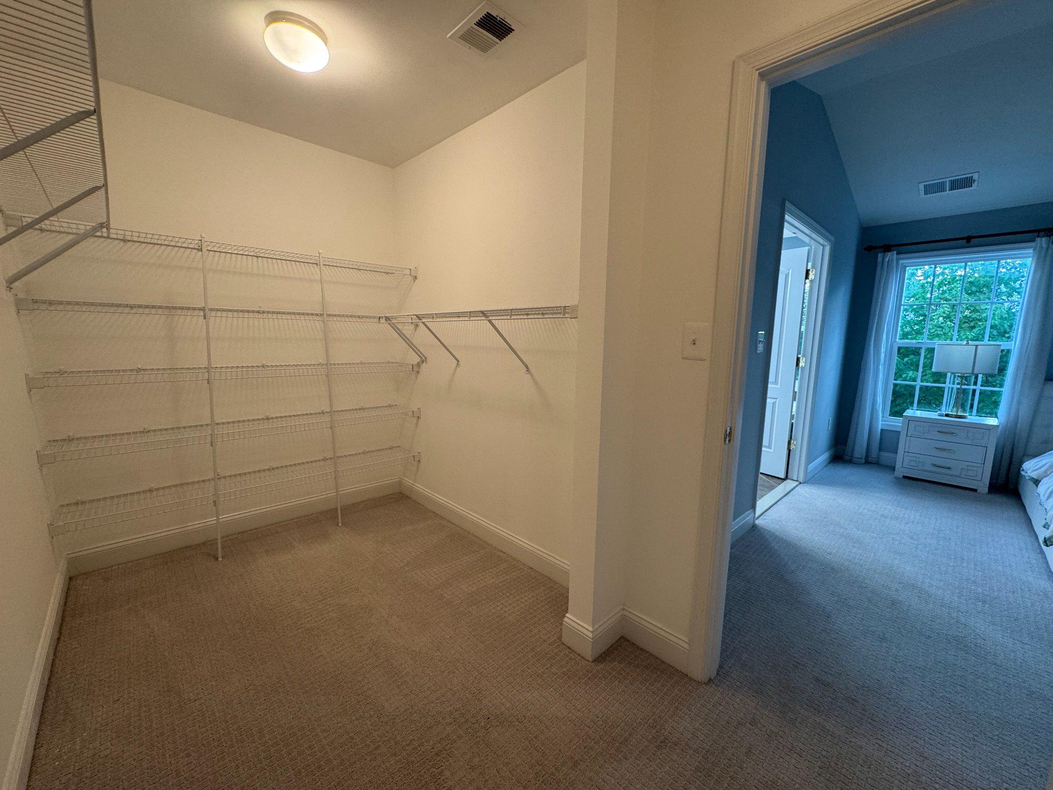 BRADDOCK CORNER - Residential