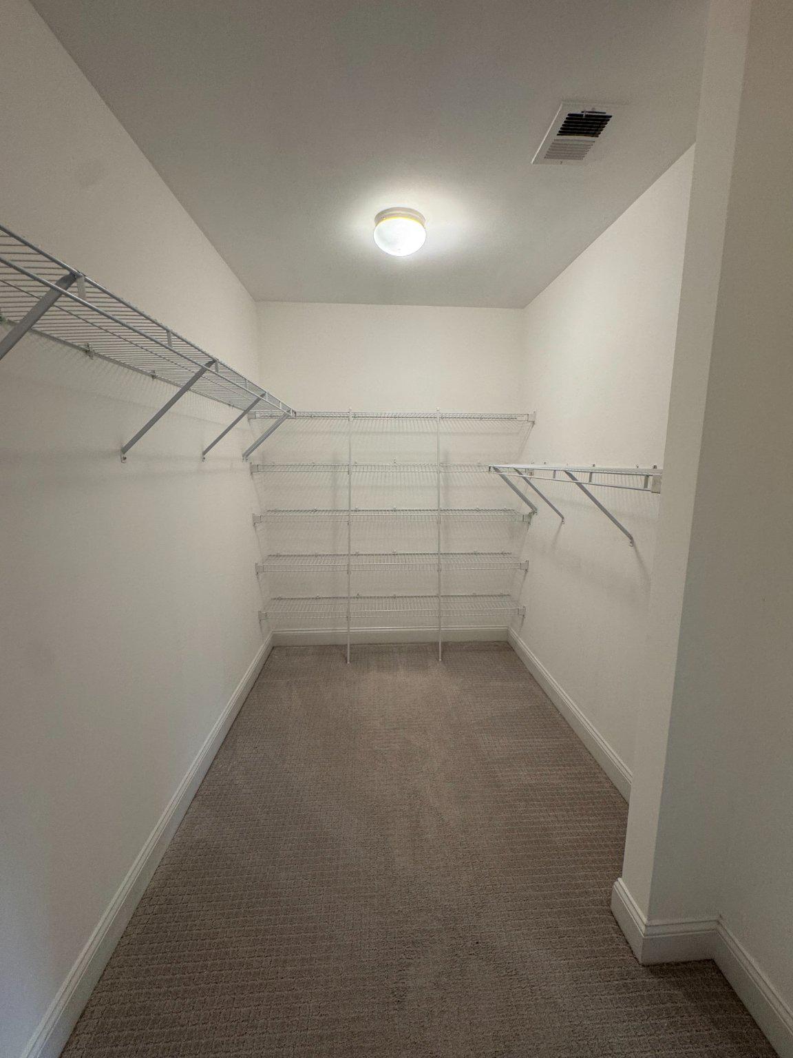 BRADDOCK CORNER - Residential
