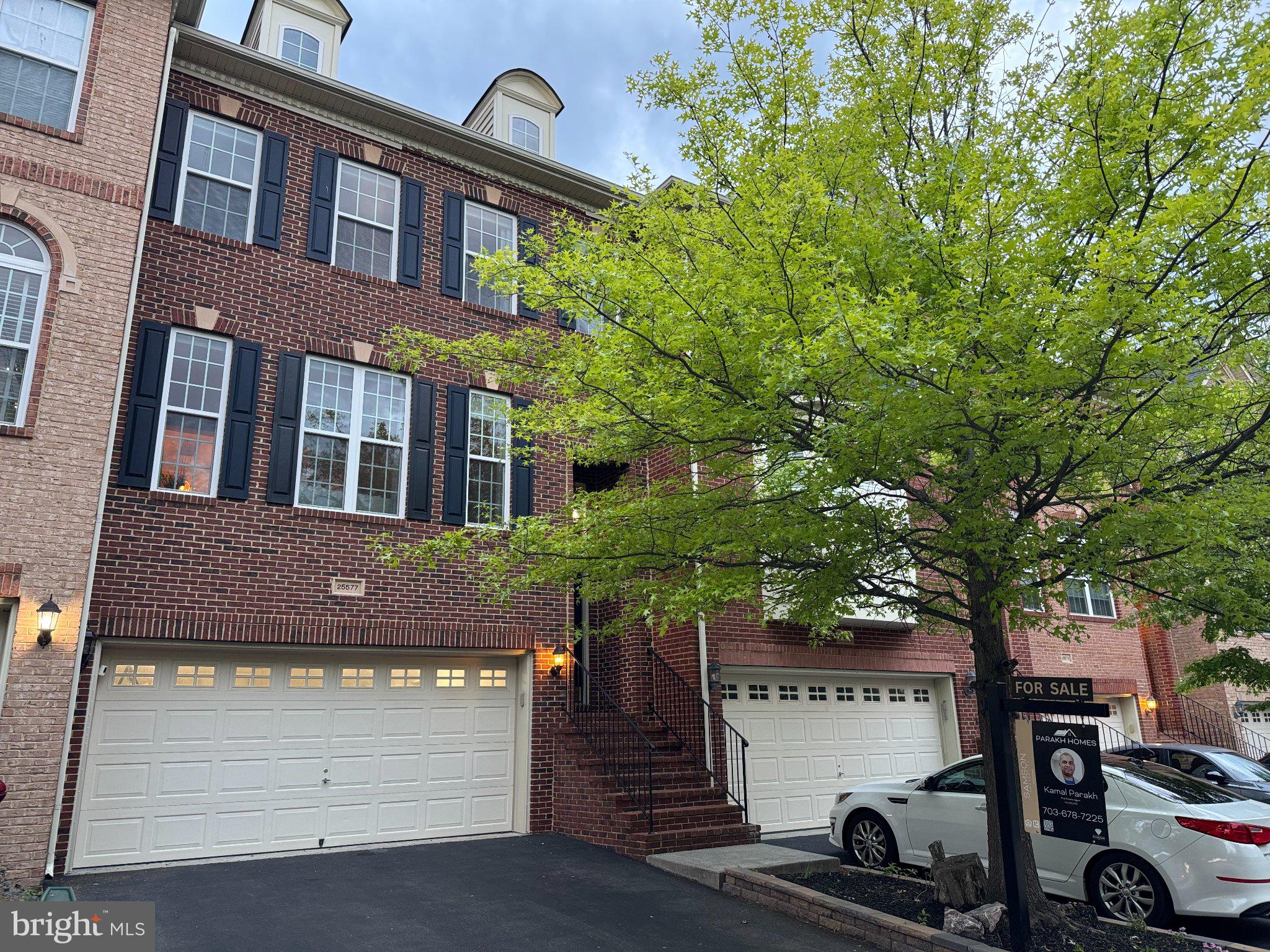 BRADDOCK CORNER - Residential