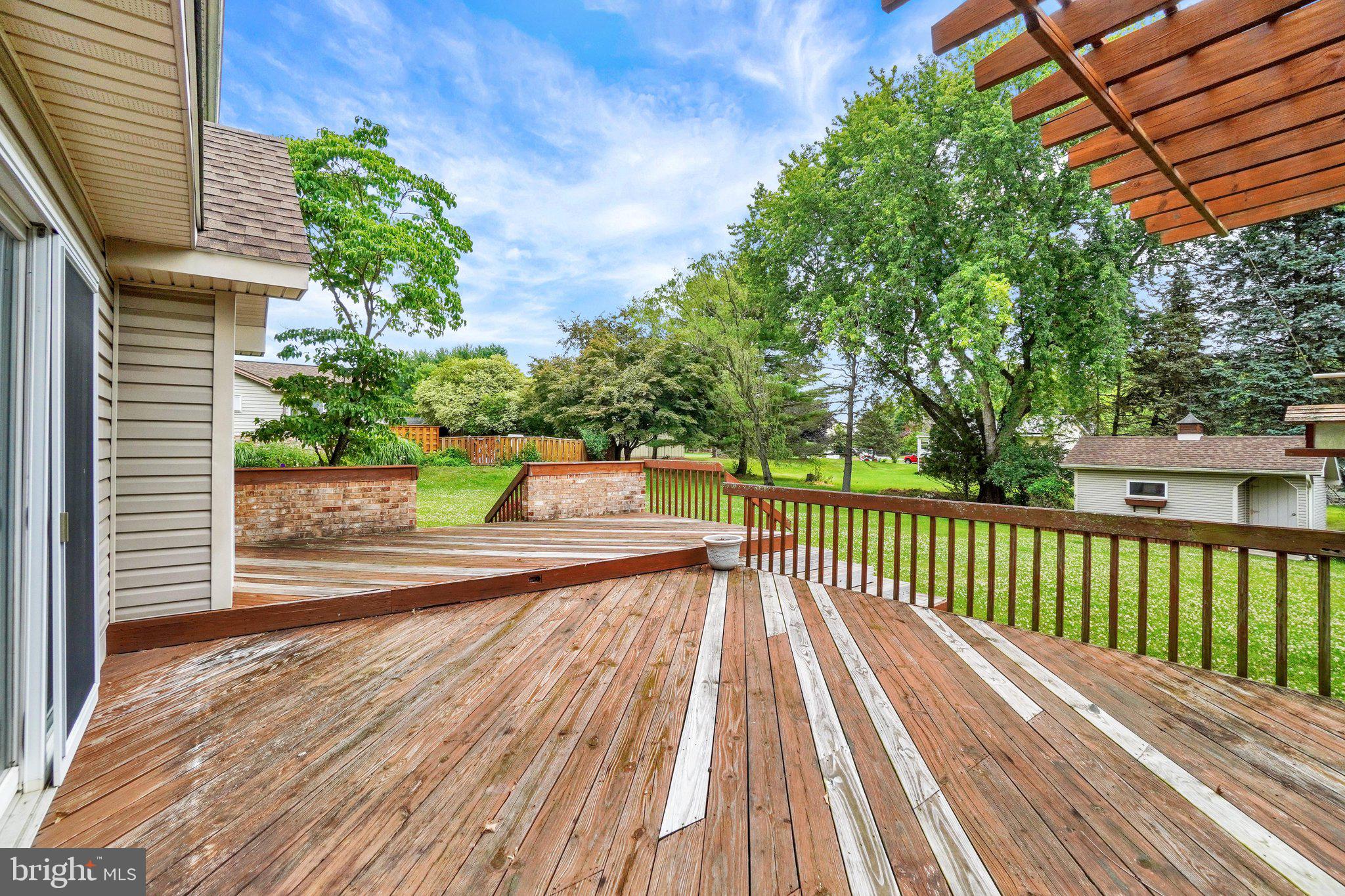 PLEASANT VIEW - Residential