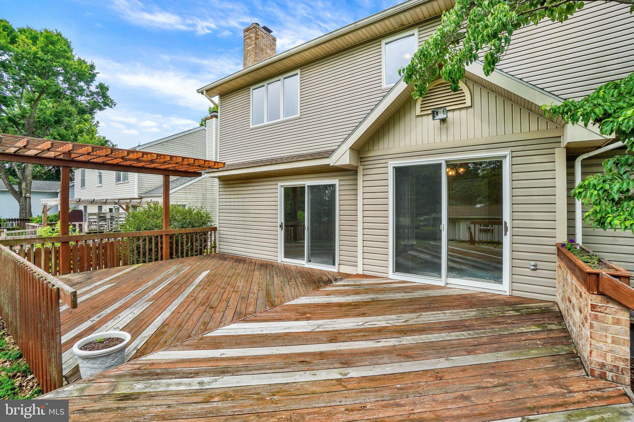 PLEASANT VIEW - Residential