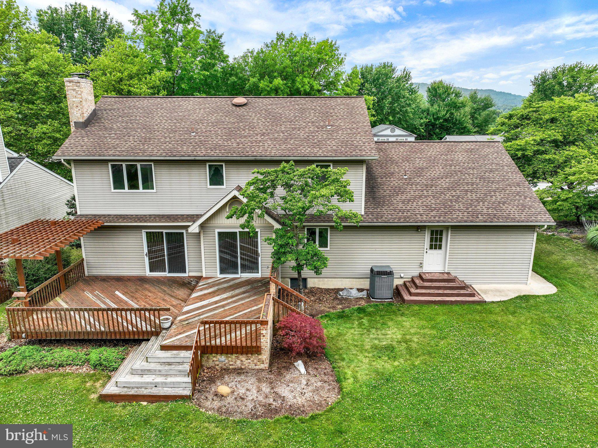 PLEASANT VIEW - Residential