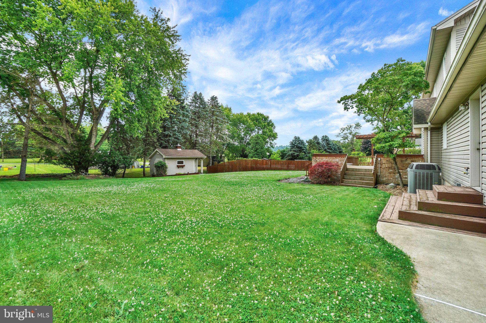 PLEASANT VIEW - Residential