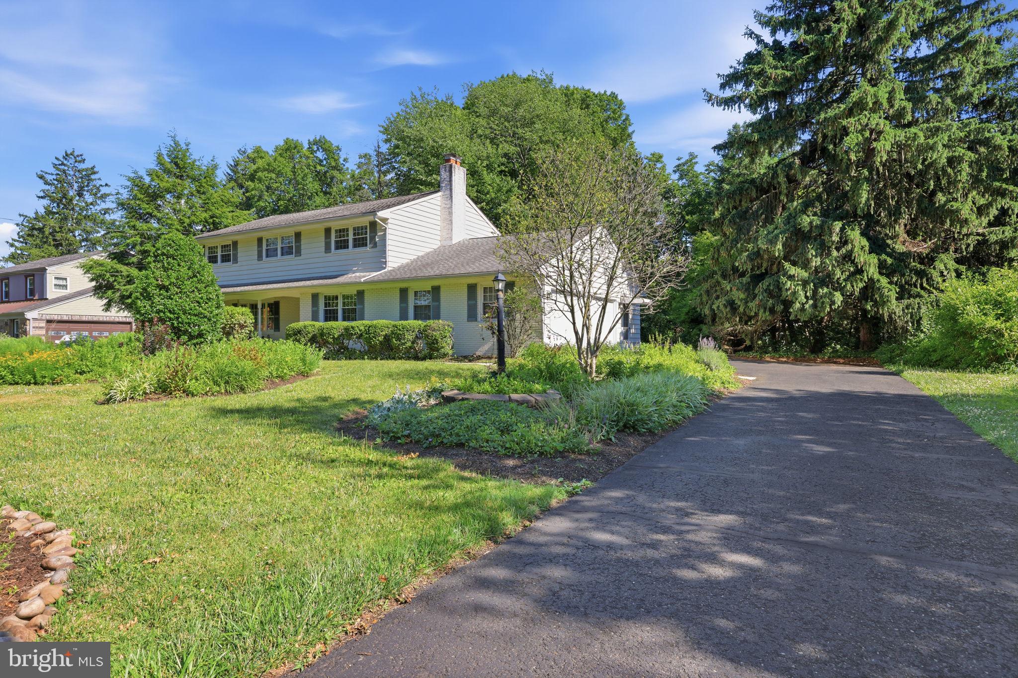 EDGEWOOD PARK - Residential