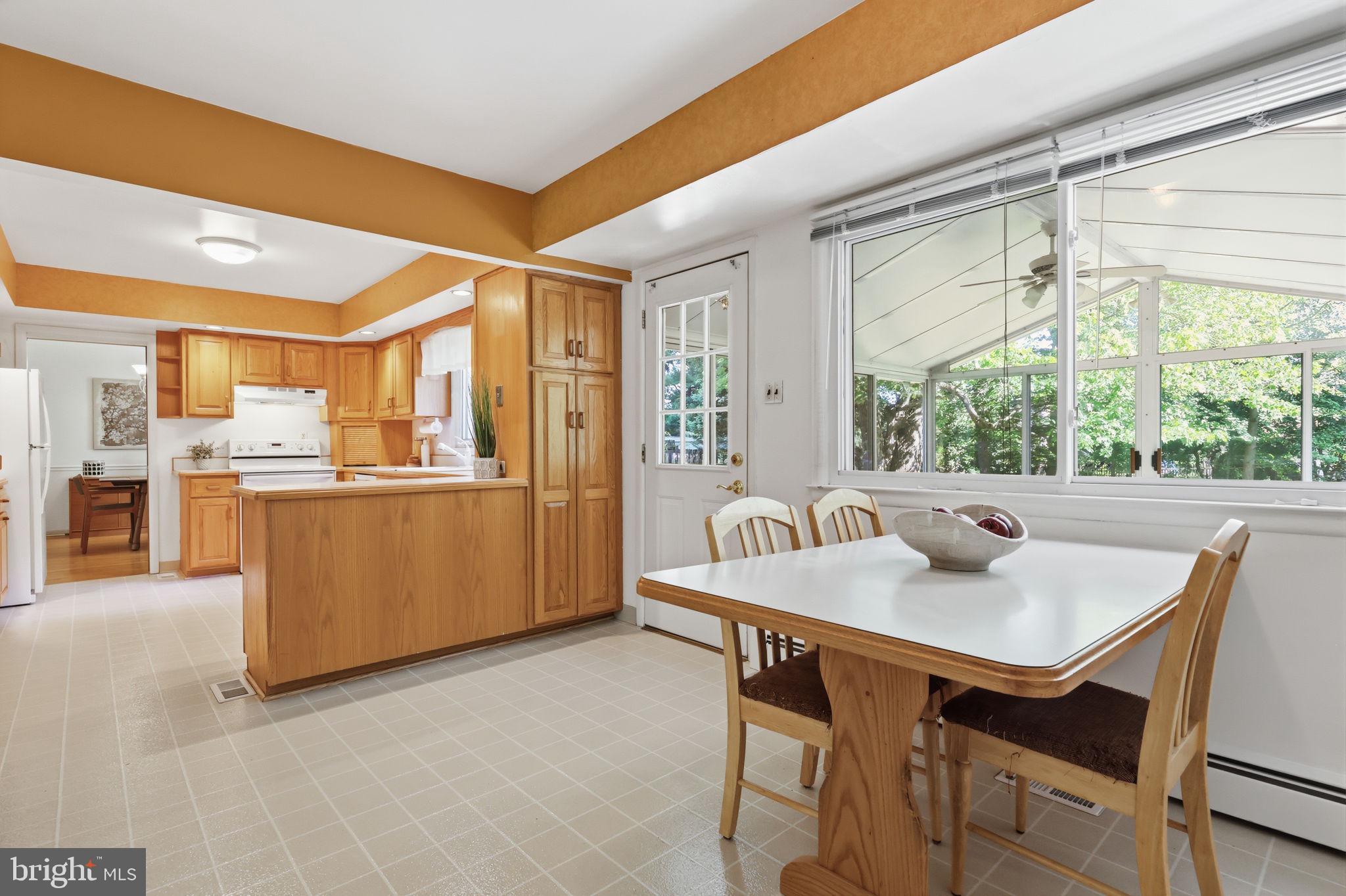 EDGEWOOD PARK - Residential