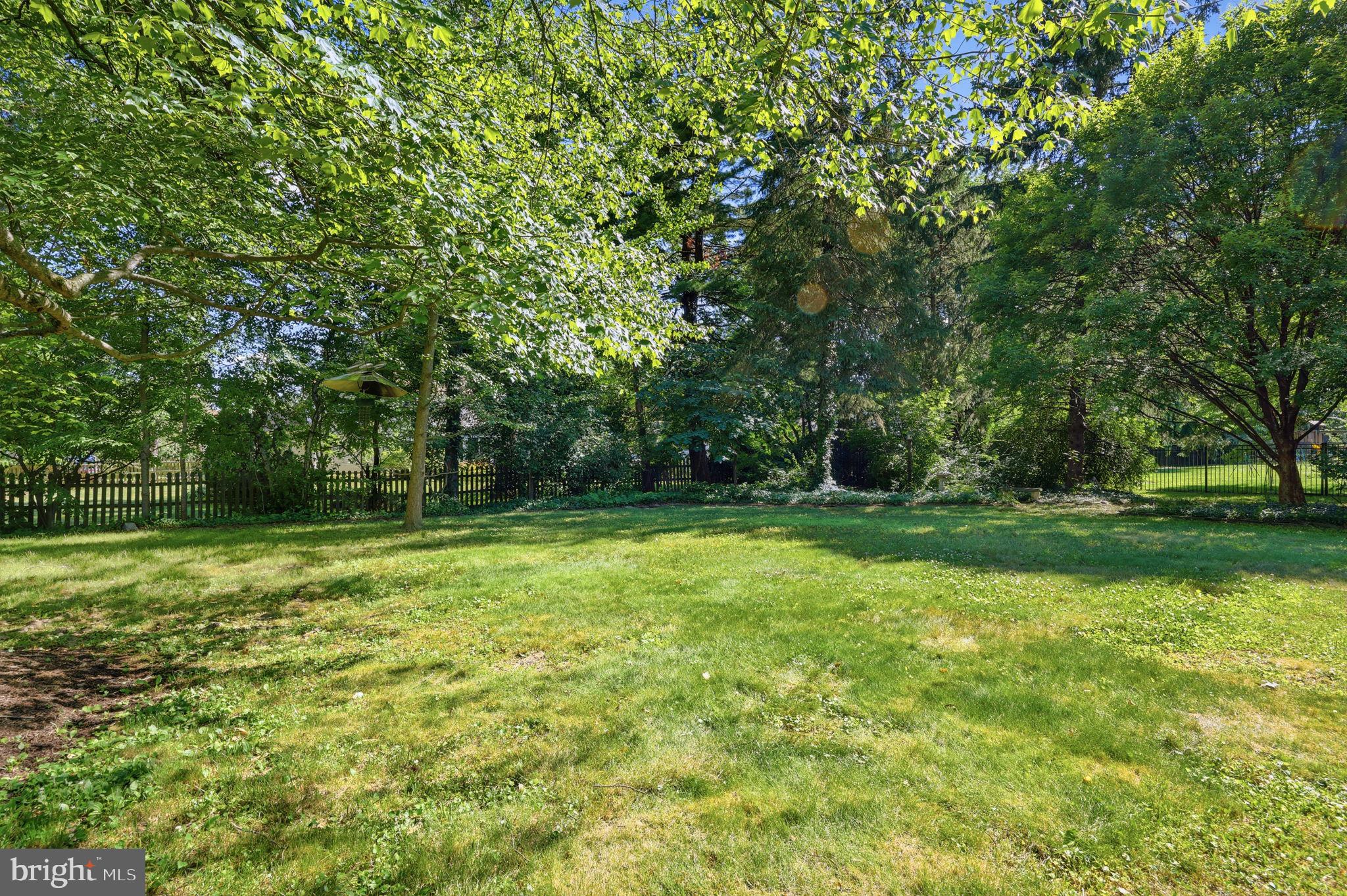 EDGEWOOD PARK - Residential