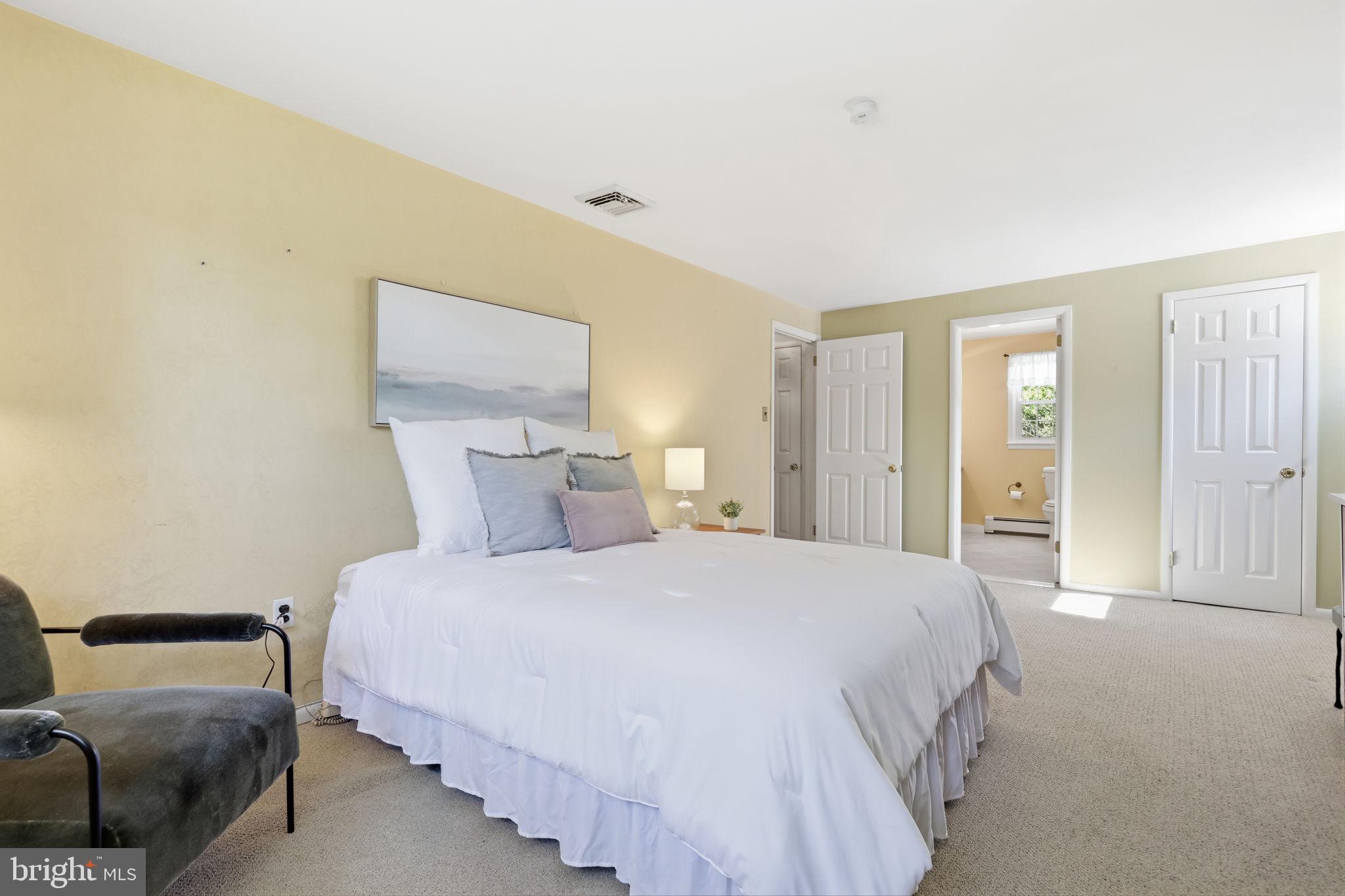 EDGEWOOD PARK - Residential