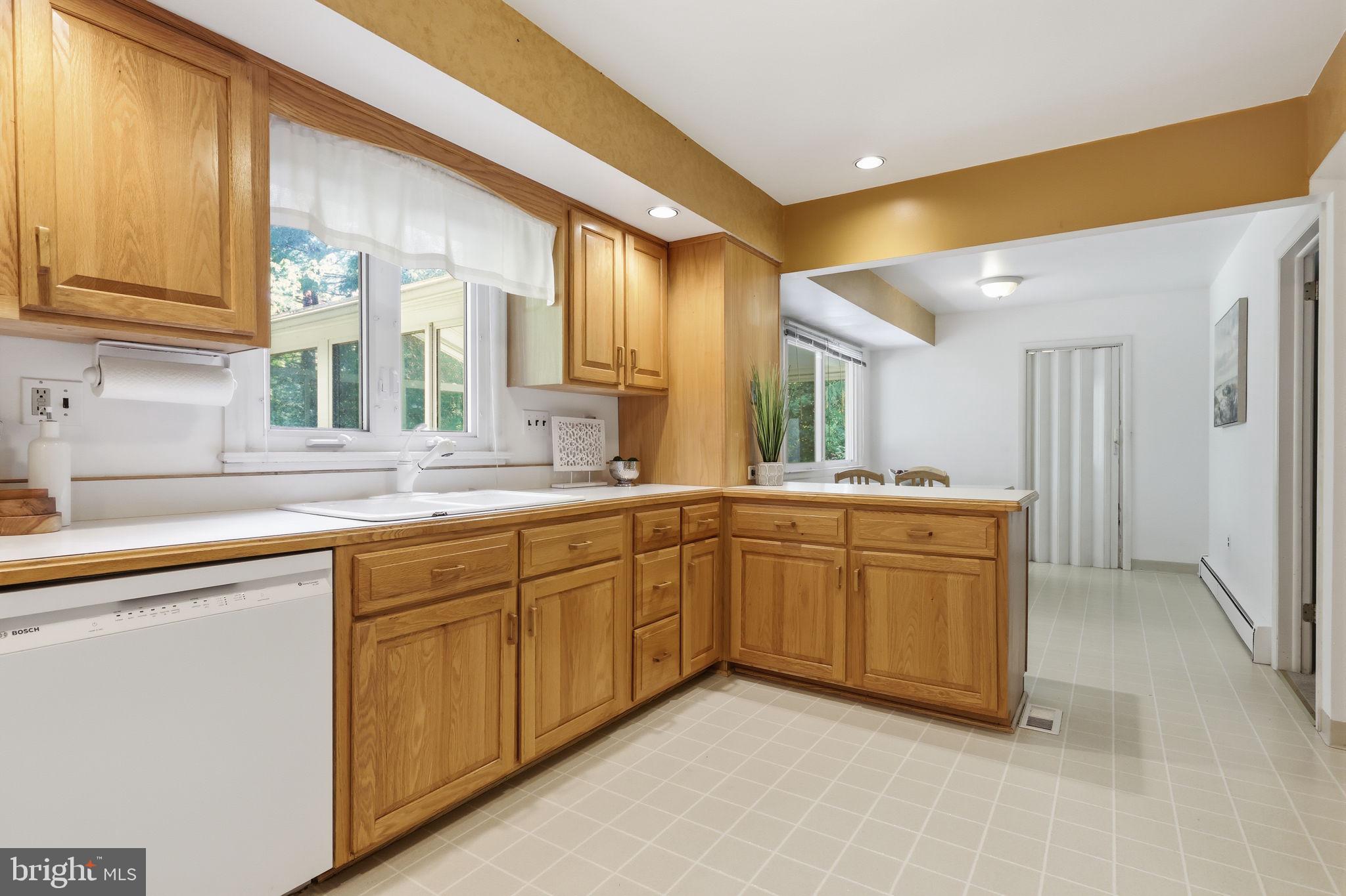EDGEWOOD PARK - Residential