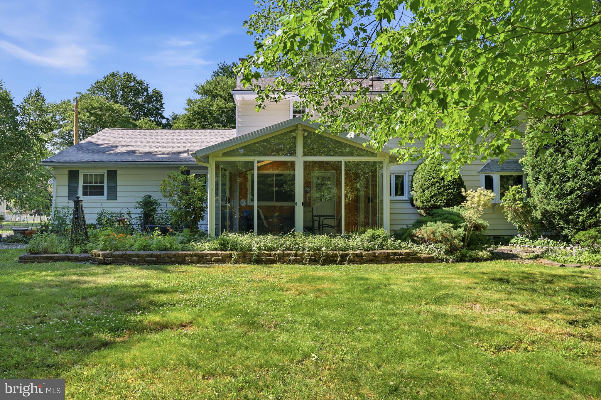 EDGEWOOD PARK - Residential