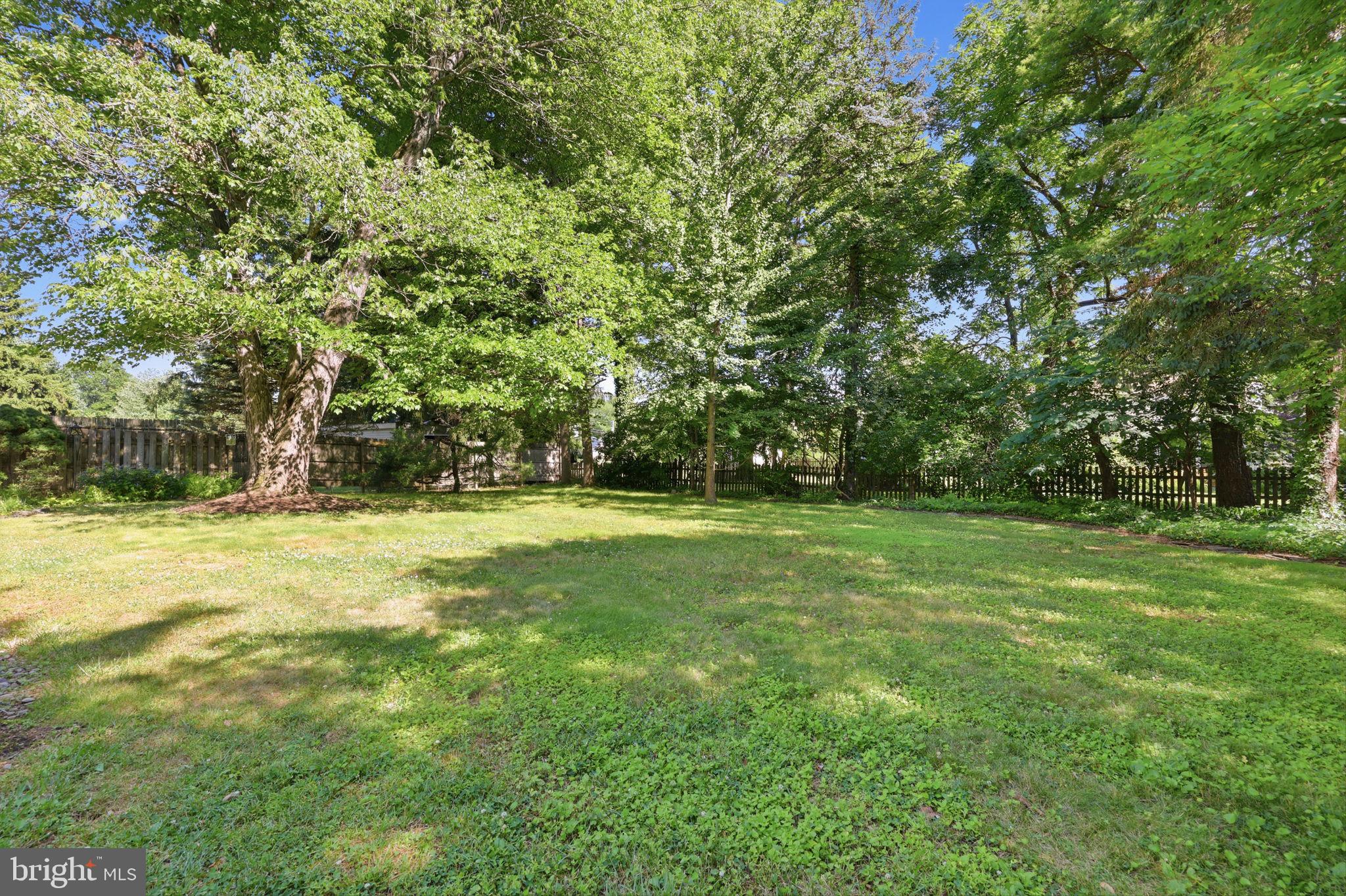 EDGEWOOD PARK - Residential