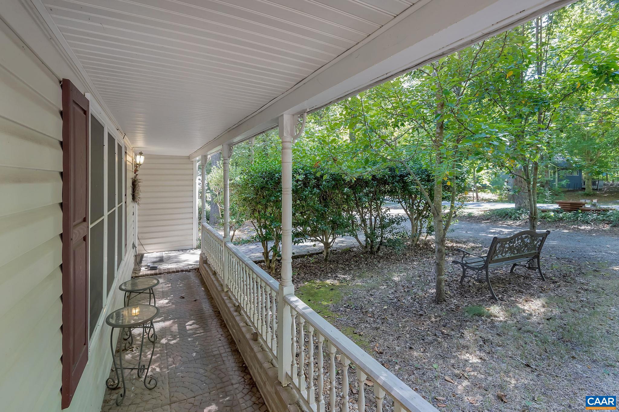 LAKE MONTICELLO - Residential