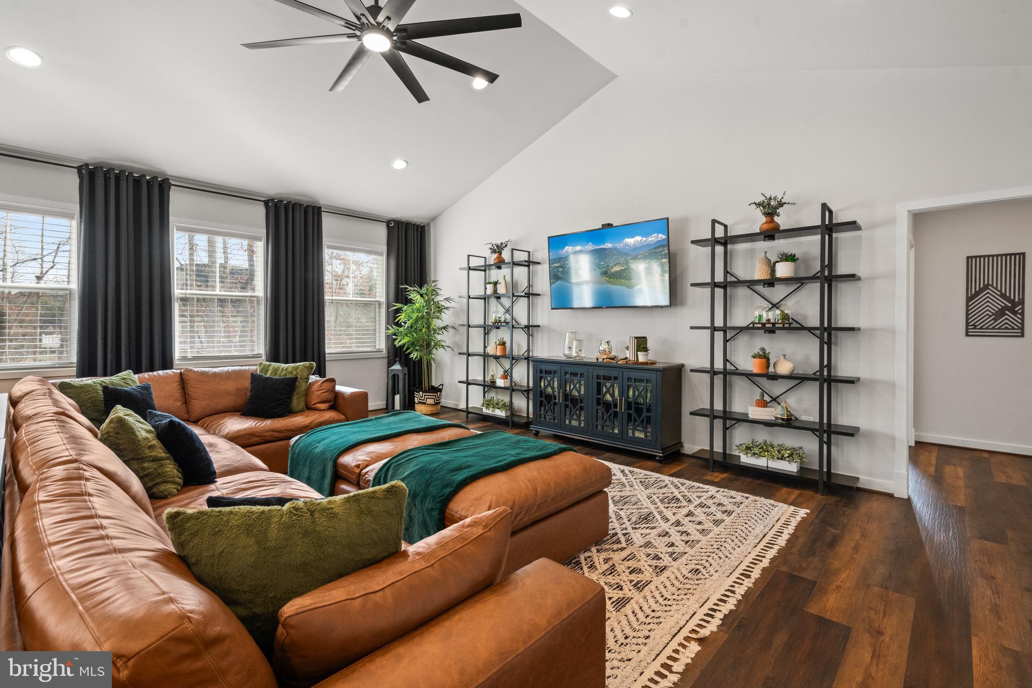 FAWN LAKE - Residential