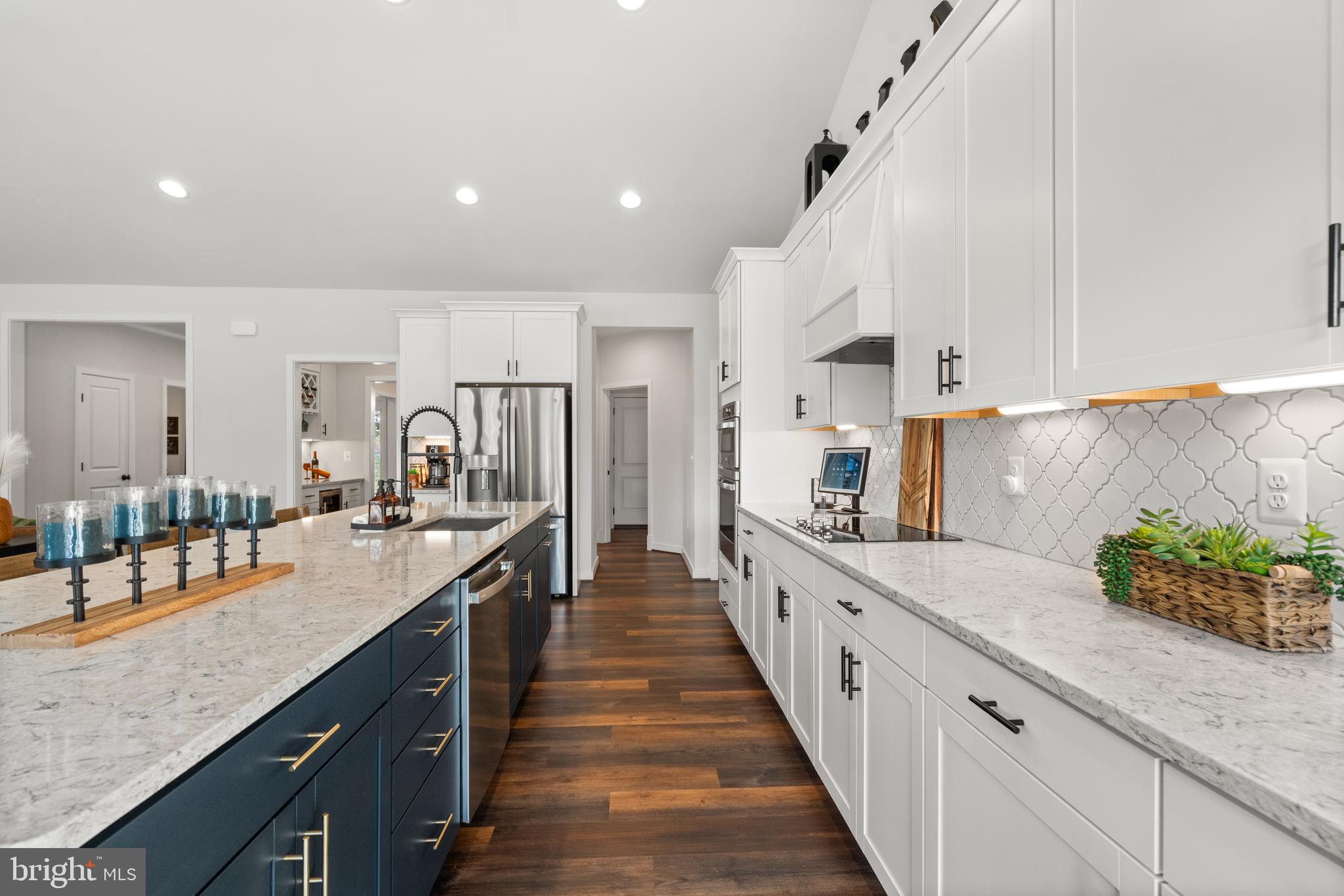 FAWN LAKE - Residential