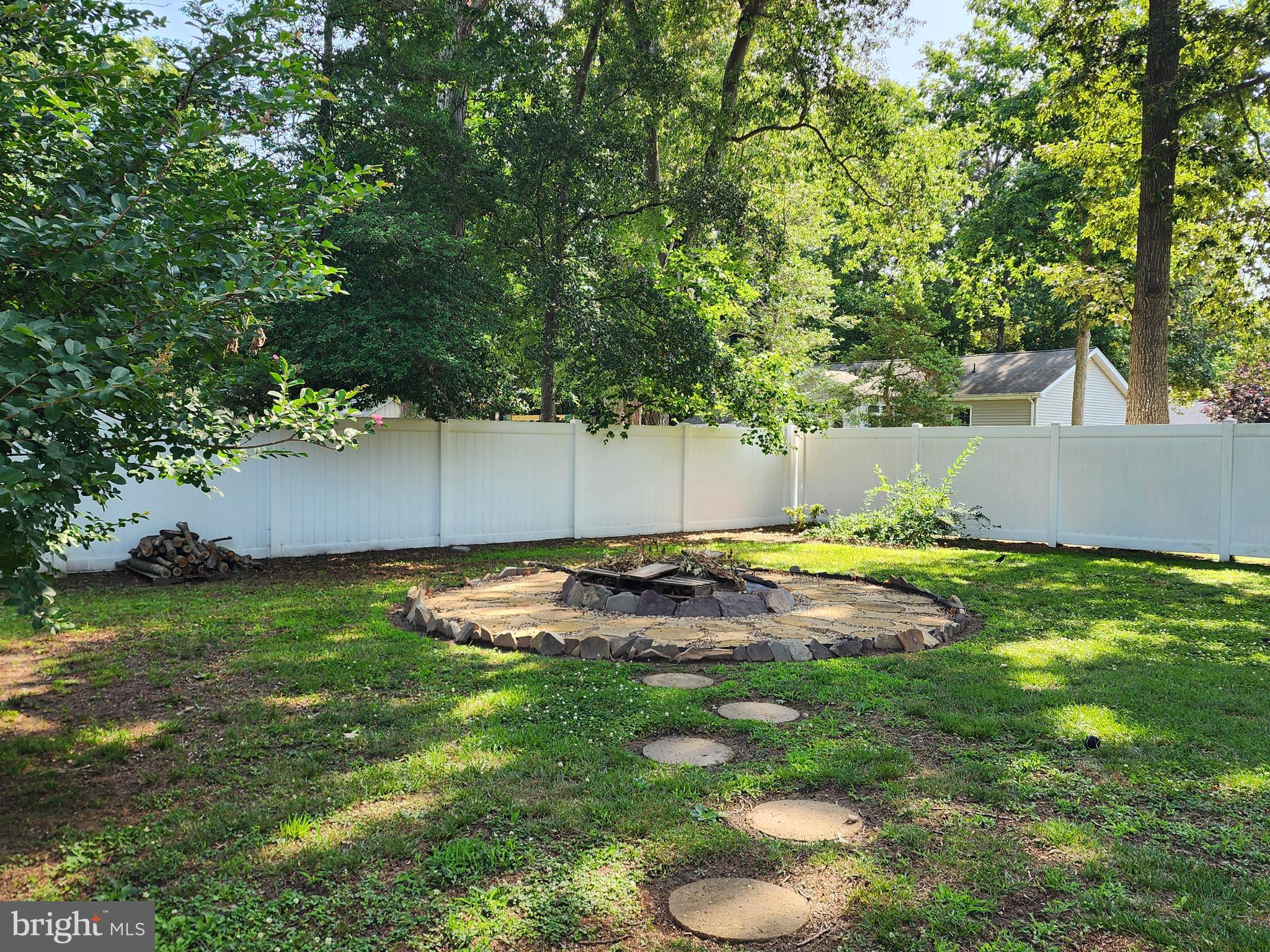 DEERWOOD (7) - Residential