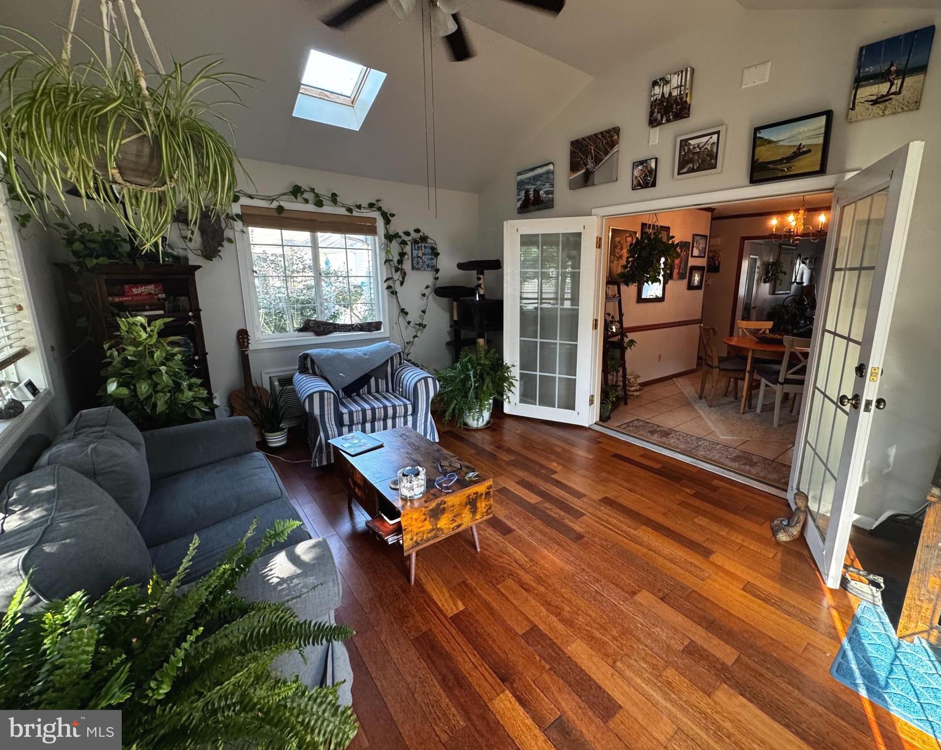 DEERWOOD (7) - Residential