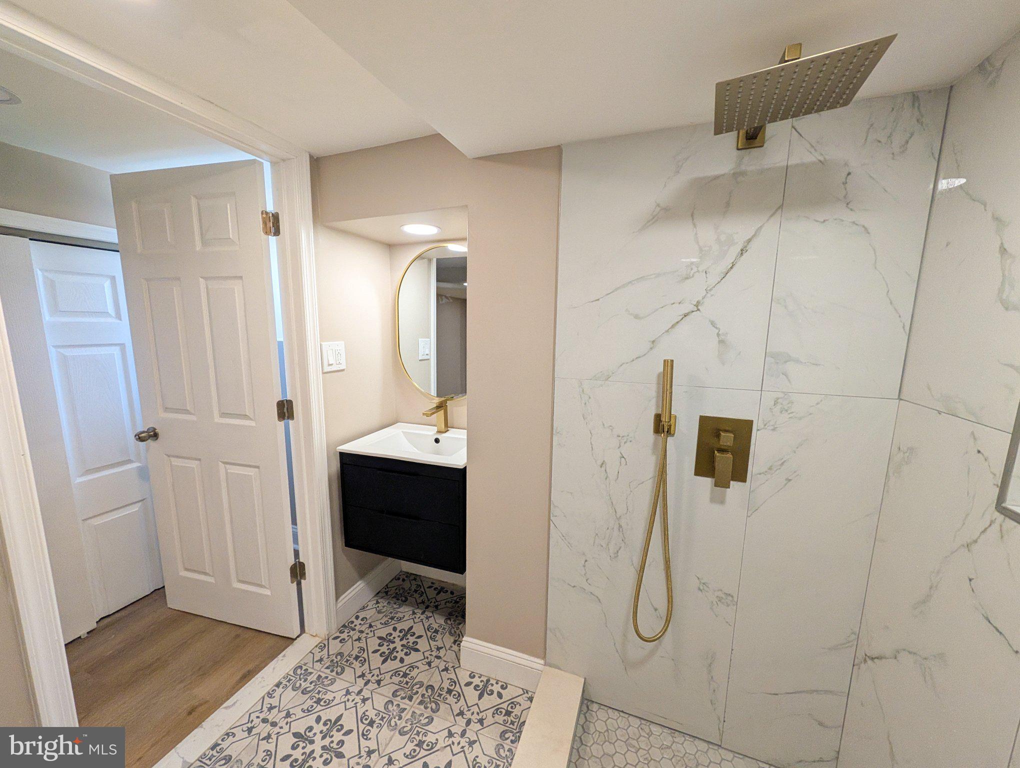 PHILADELPHIA - Residential