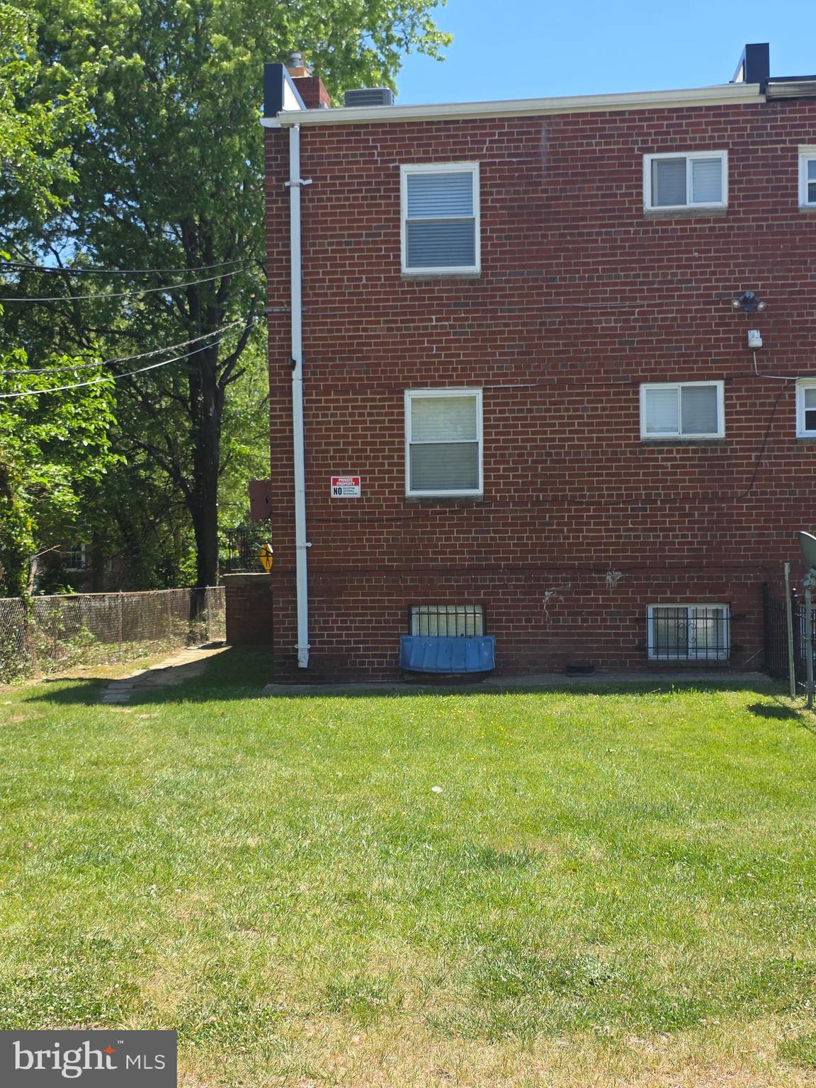 CONGRESS HEIGHTS - Commercial Sale
