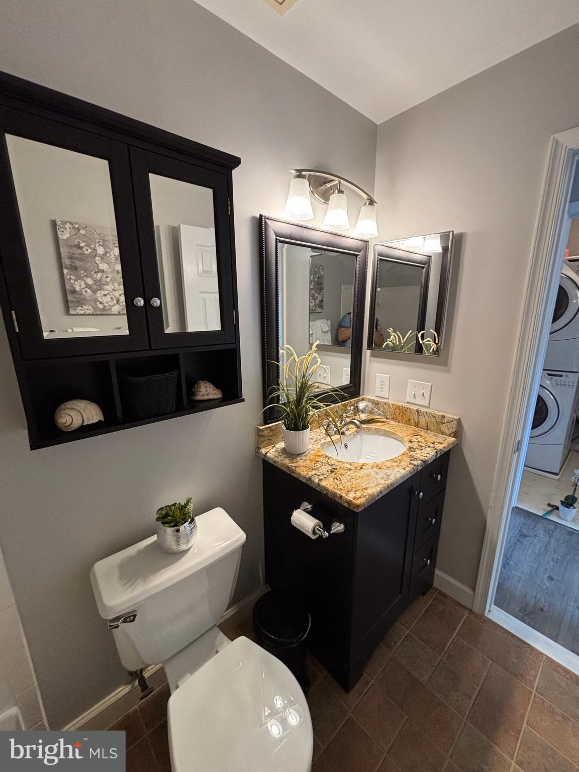 BRIDLEWOOD - Residential