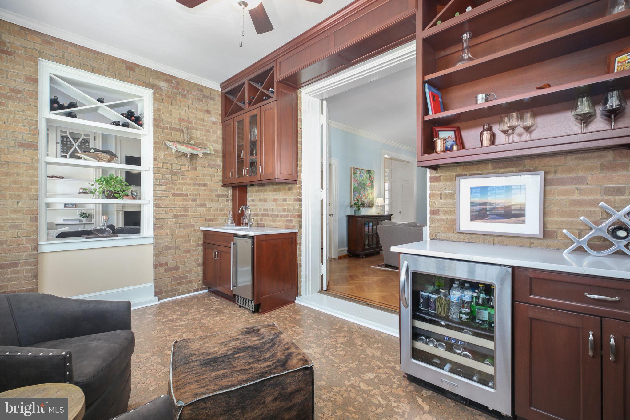 DOWNTOWN FREDERICKSBURG - Residential