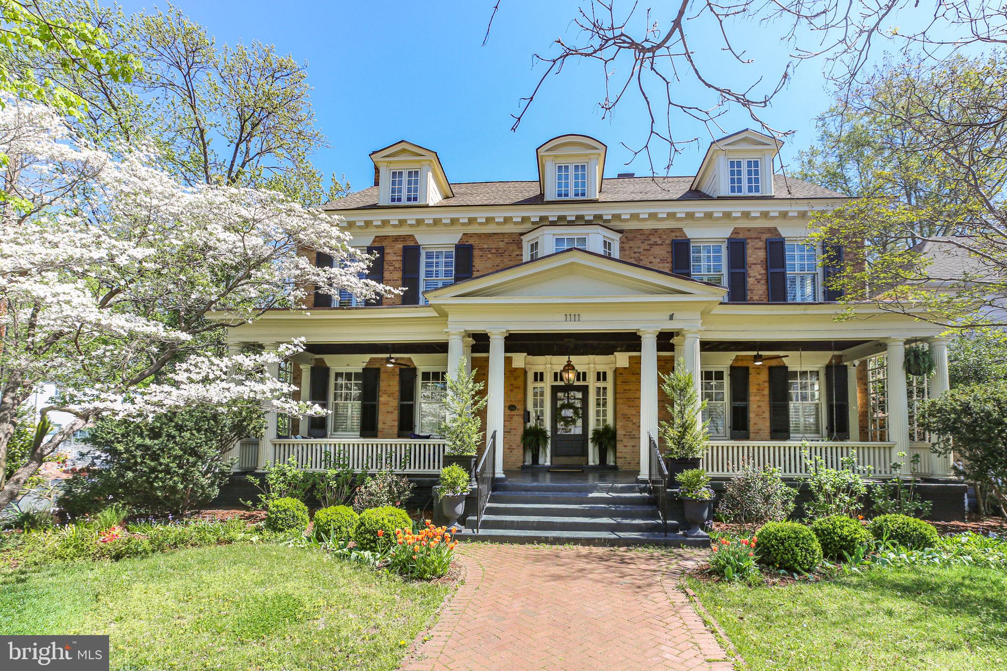 DOWNTOWN FREDERICKSBURG - Residential