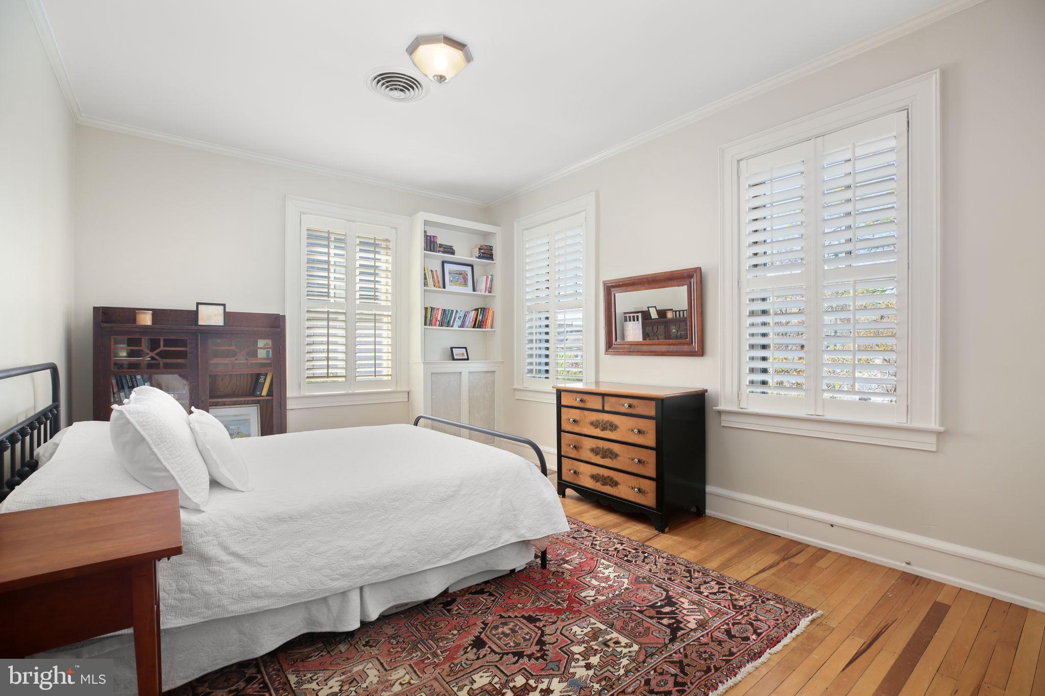 DOWNTOWN FREDERICKSBURG - Residential